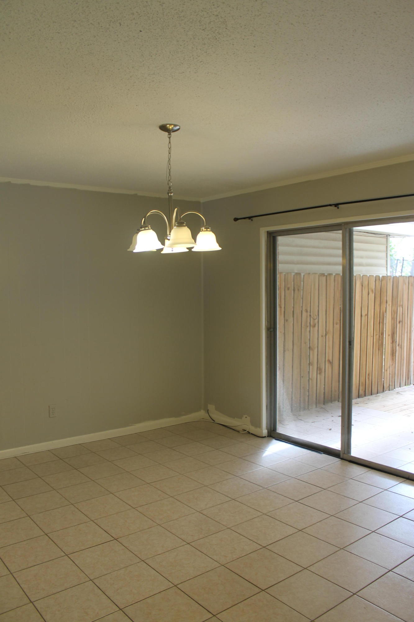 VALENCIA ARMS - Residential Lease