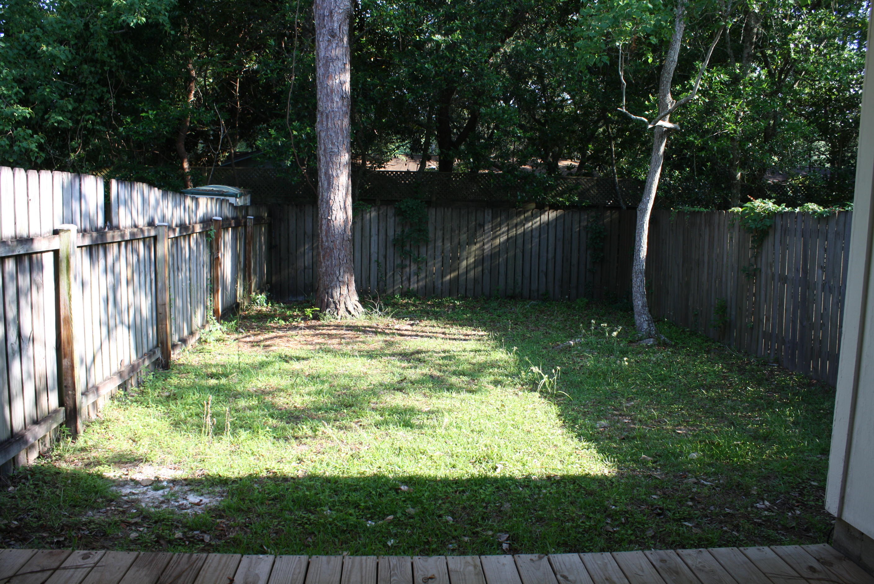 VALENCIA ARMS - Residential Lease