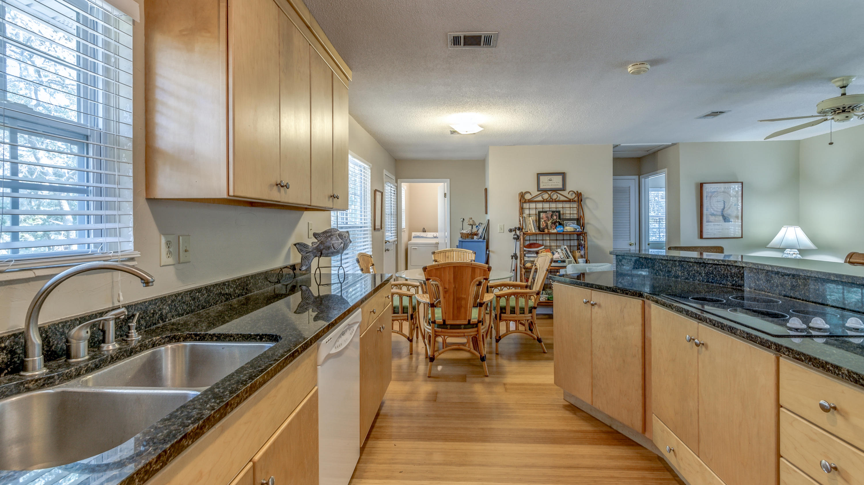 BEACH HIGHLANDS - Residential