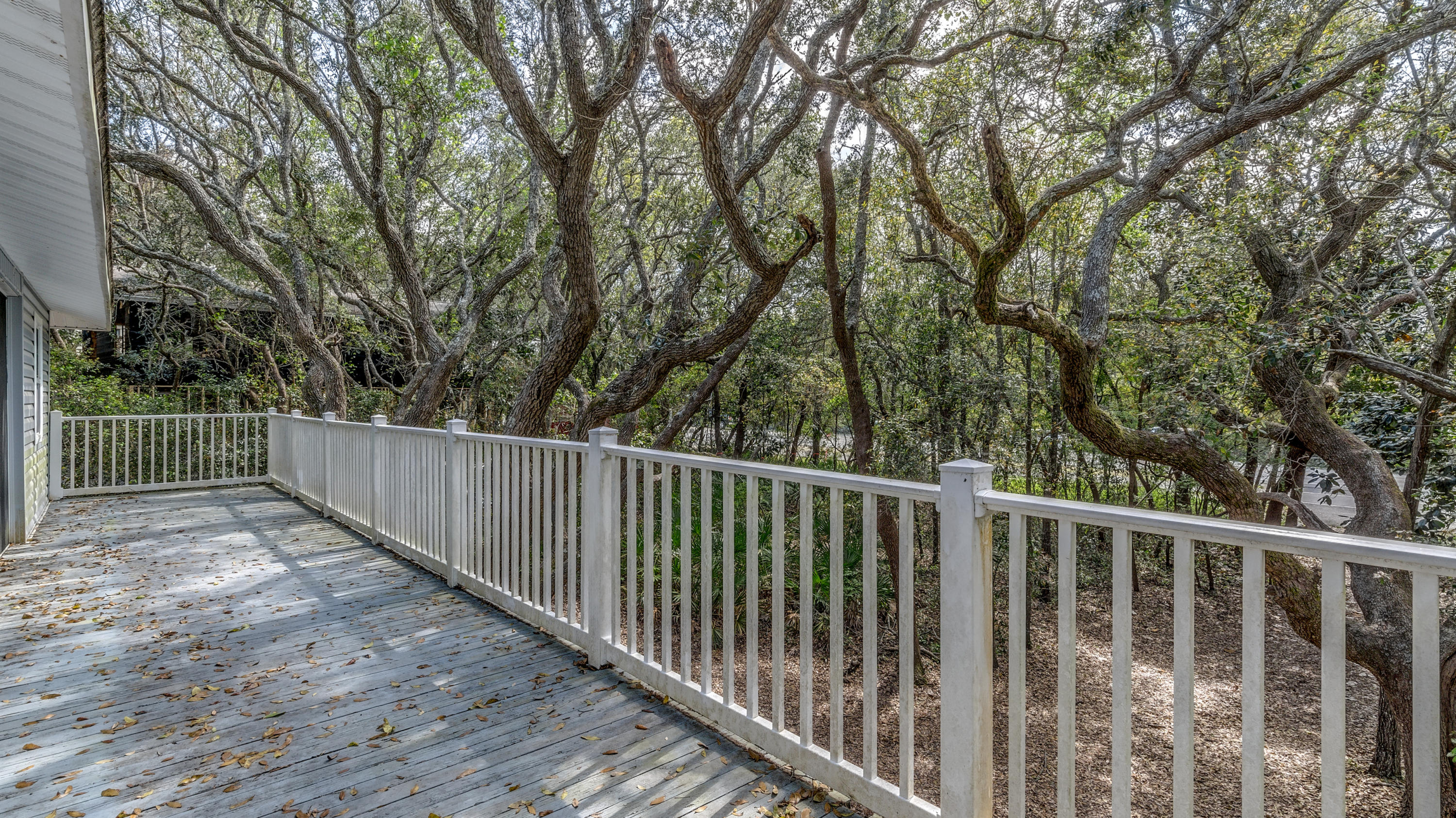 BEACH HIGHLANDS - Residential