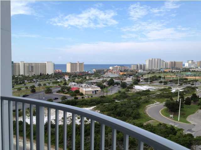 PALMS OF DESTIN (THE) - Residential