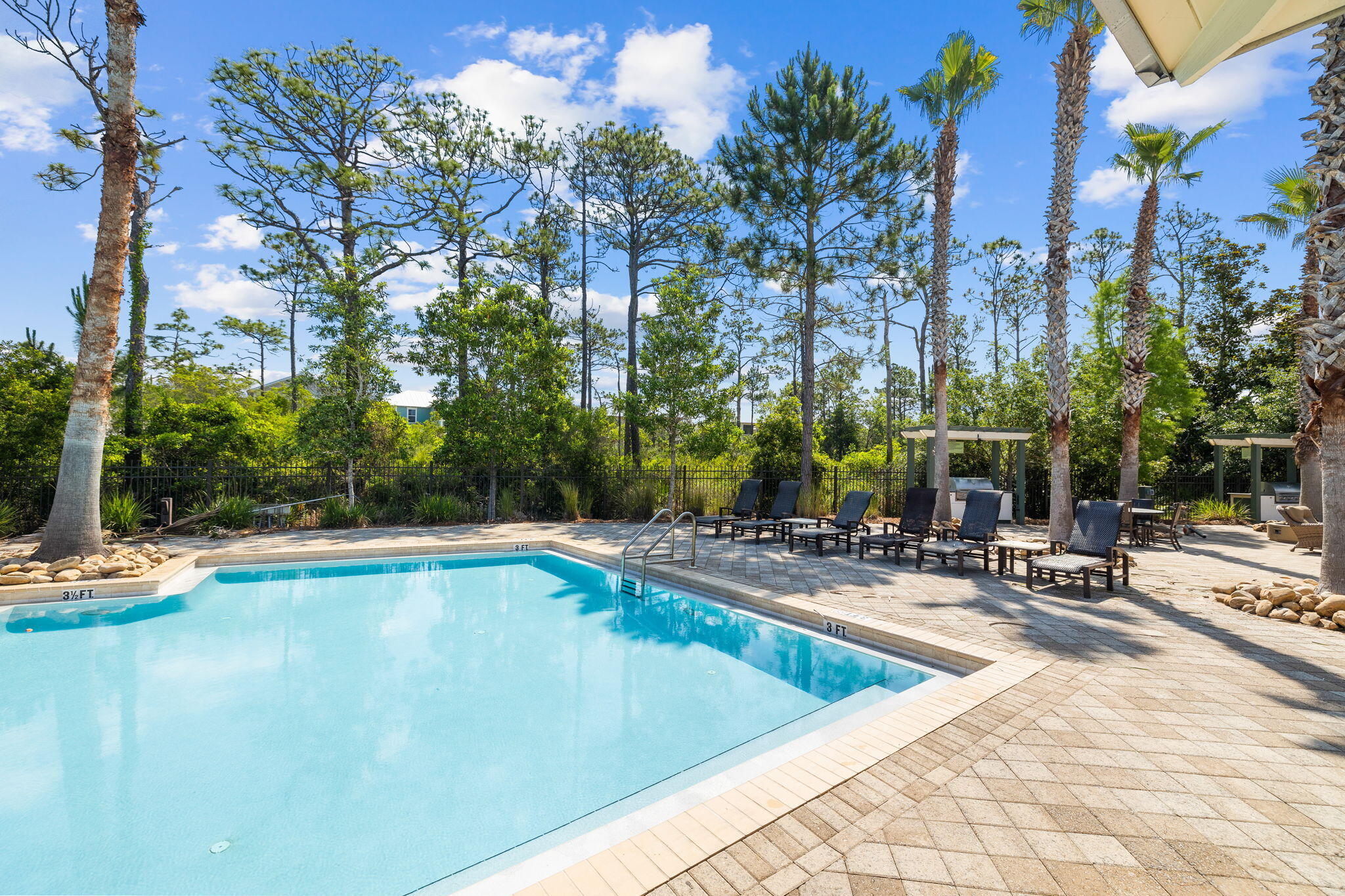 NATUREWALK AT SEAGROVE - Residential