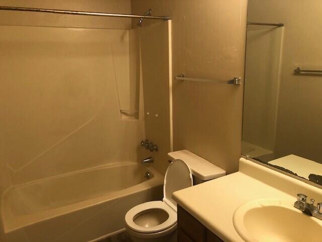 VIKING MANOR PH 1 - Residential Lease