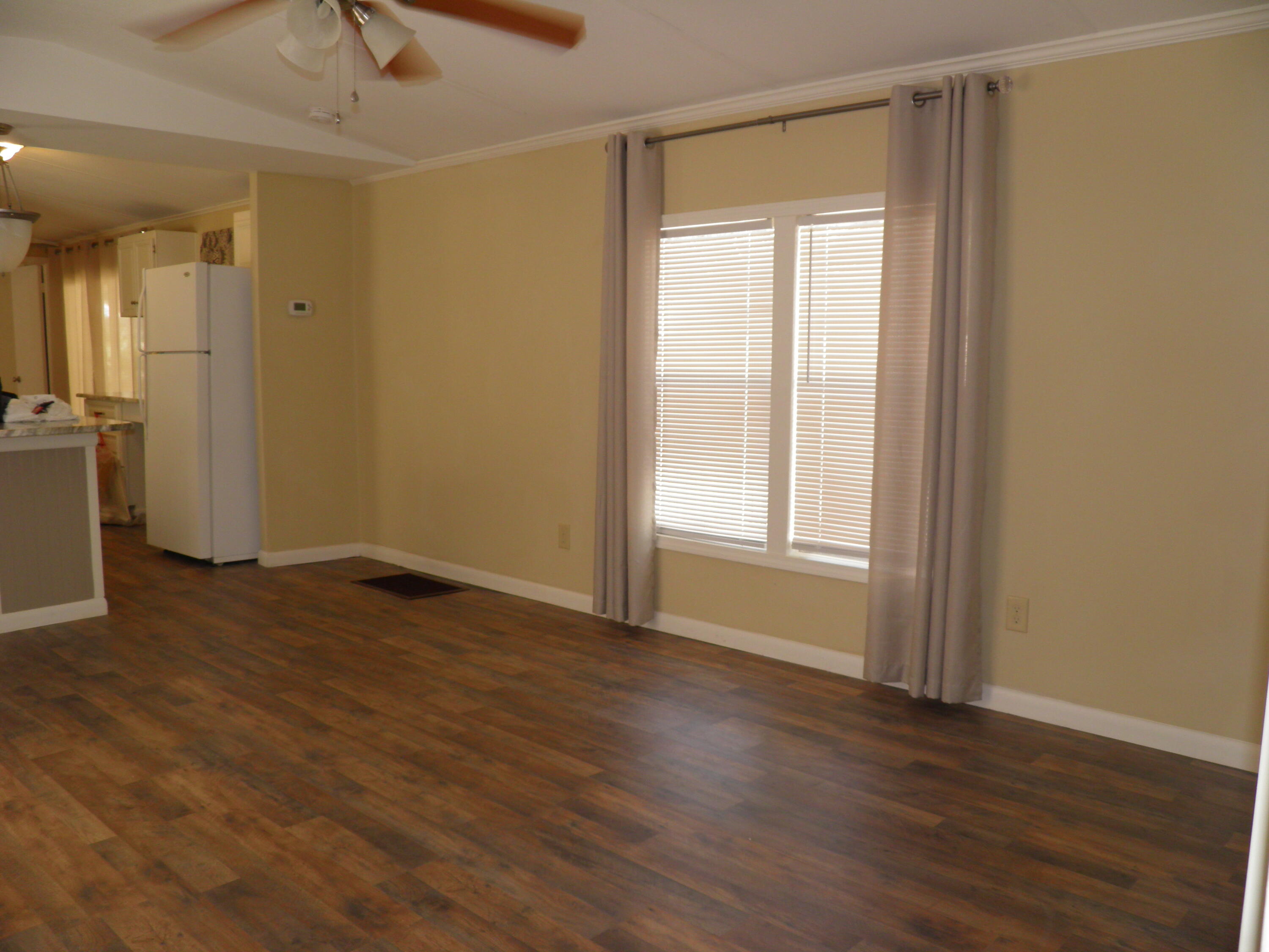 NO RECORDED SUBDIVISION - Residential Lease