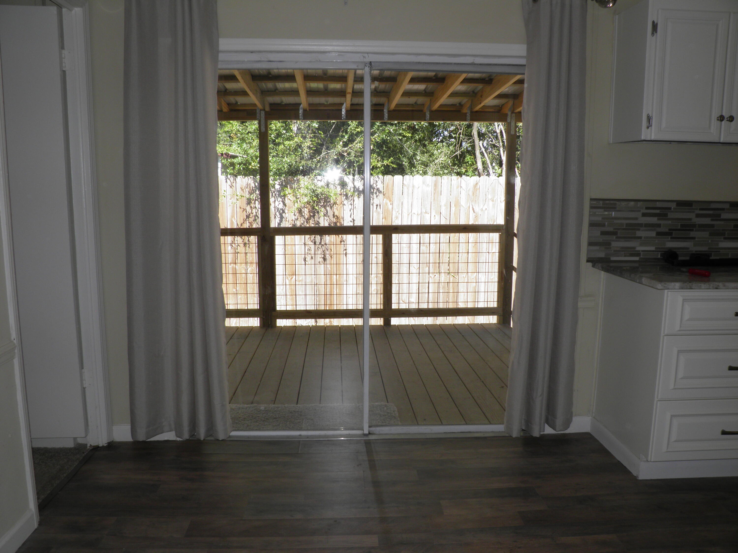 NO RECORDED SUBDIVISION - Residential Lease