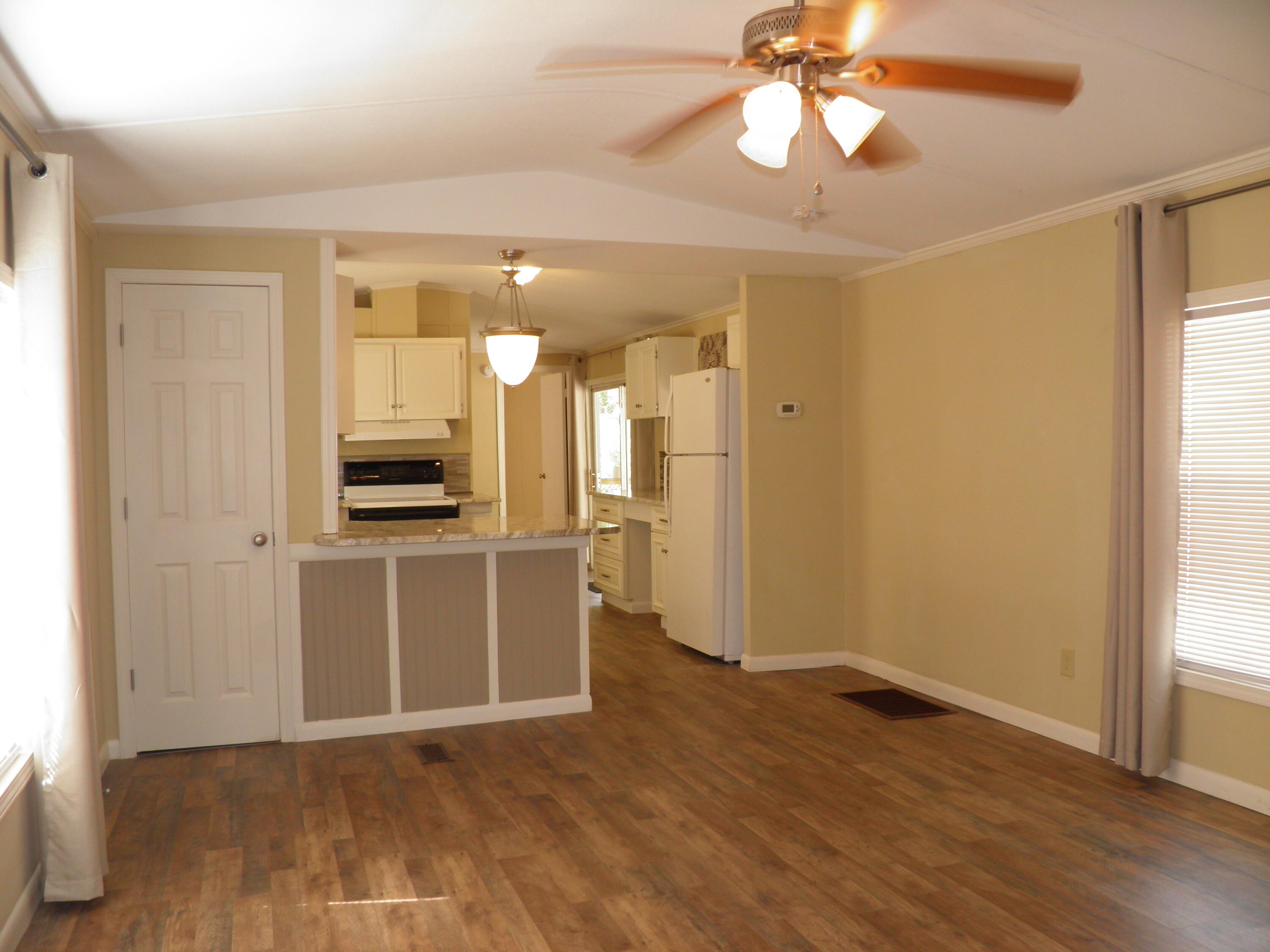 NO RECORDED SUBDIVISION - Residential Lease