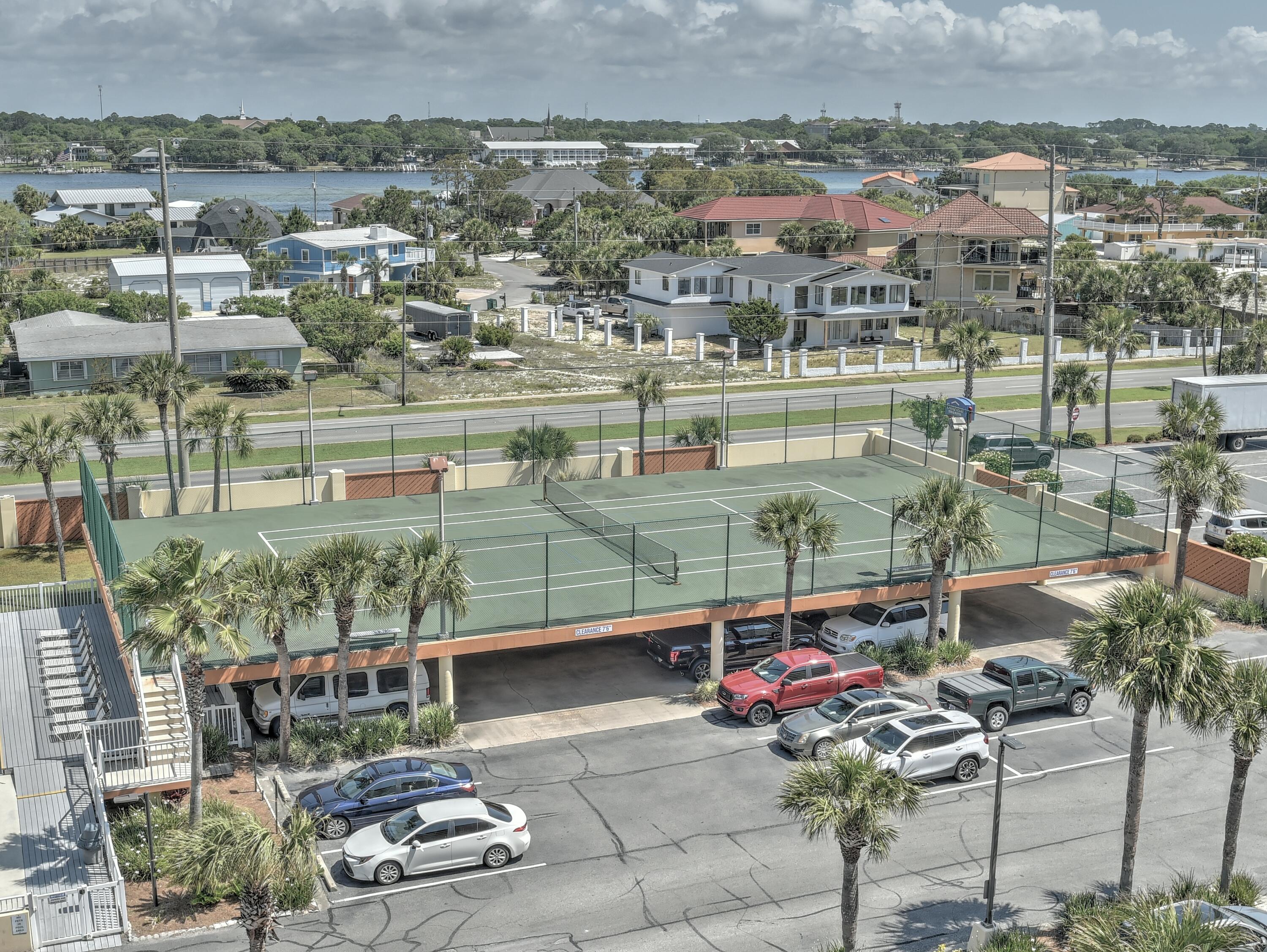 Surf Dweller Condomiiums - Residential