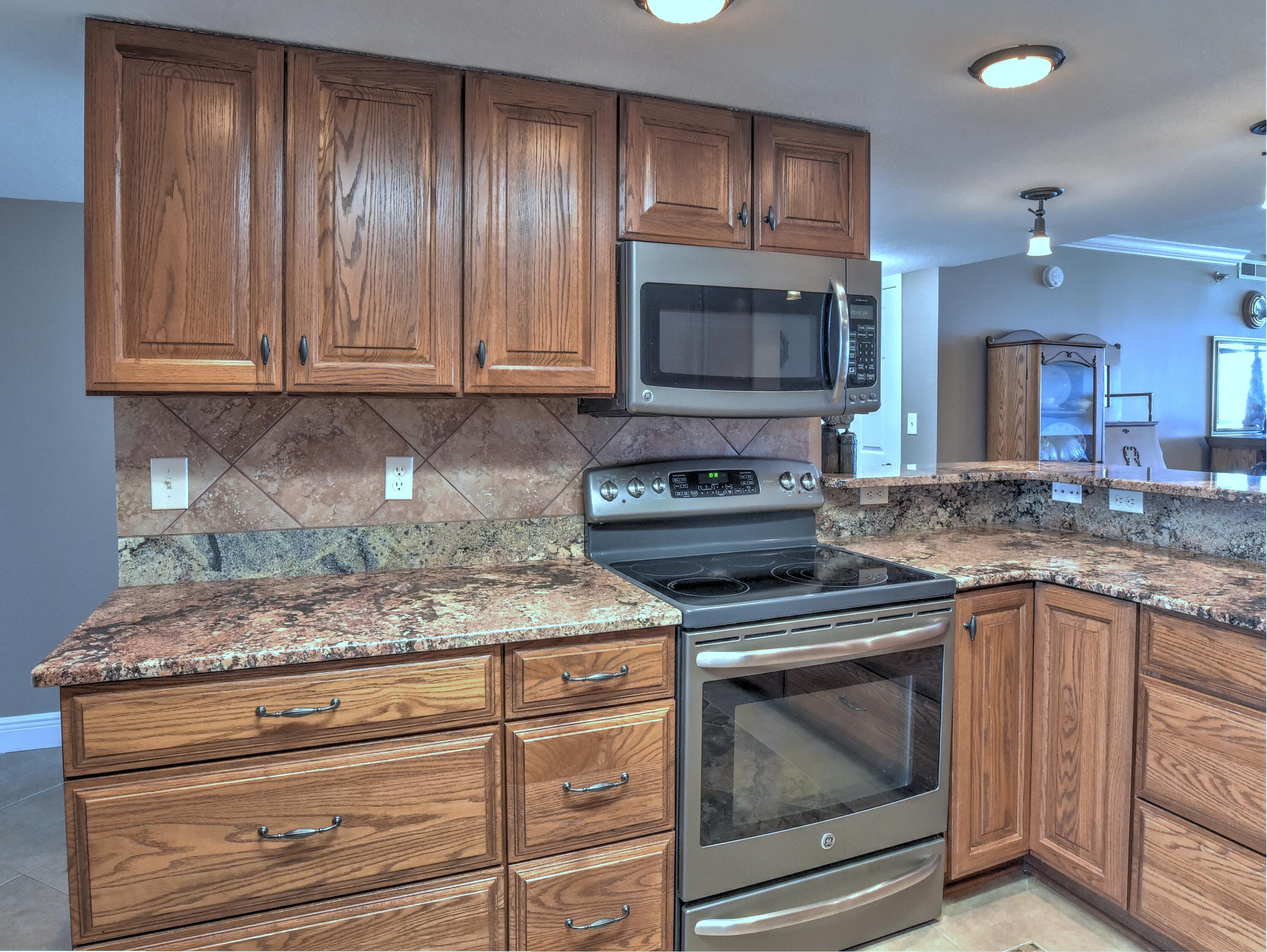 Surf Dweller Condomiiums - Residential