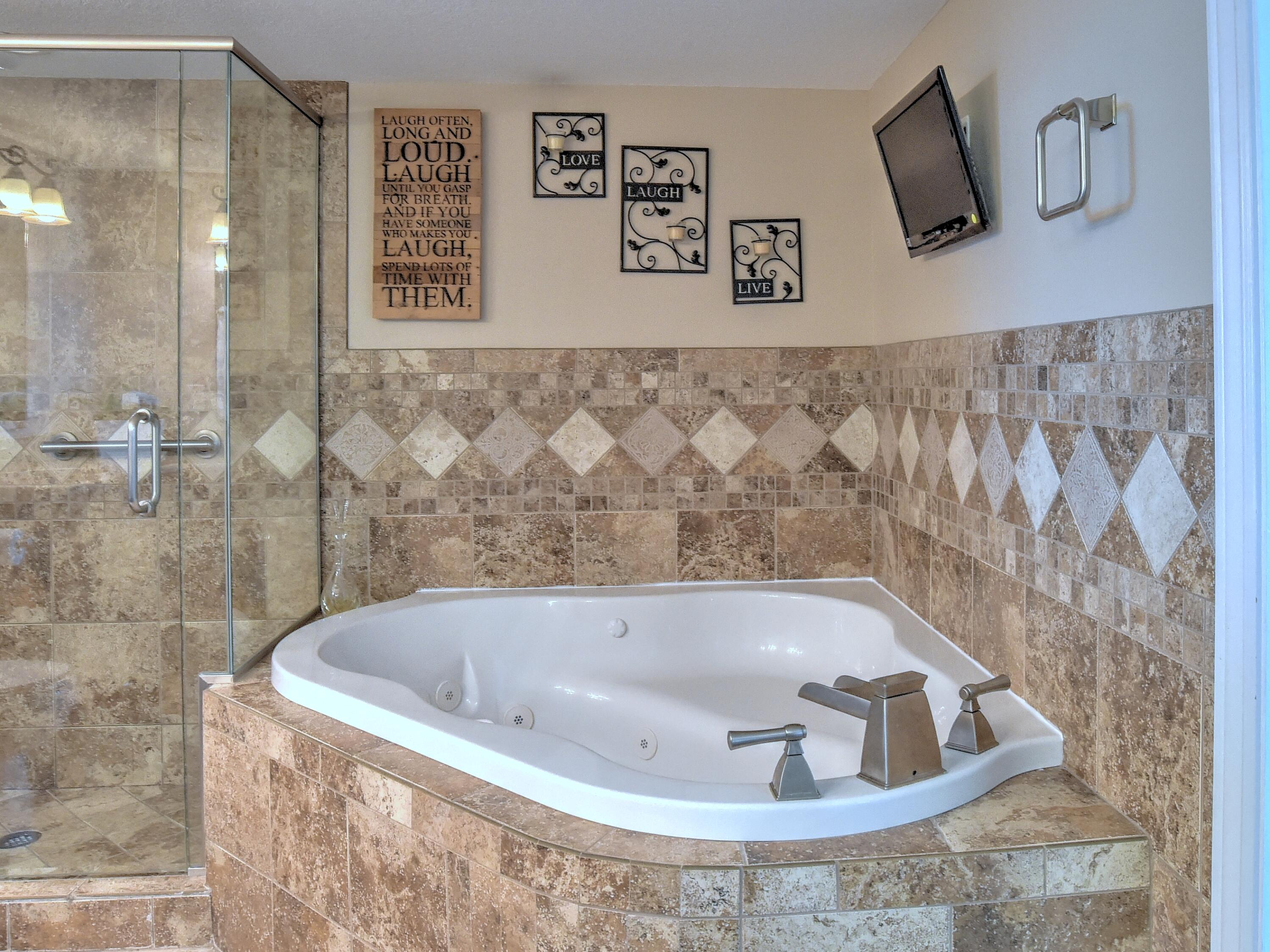 Surf Dweller Condomiiums - Residential