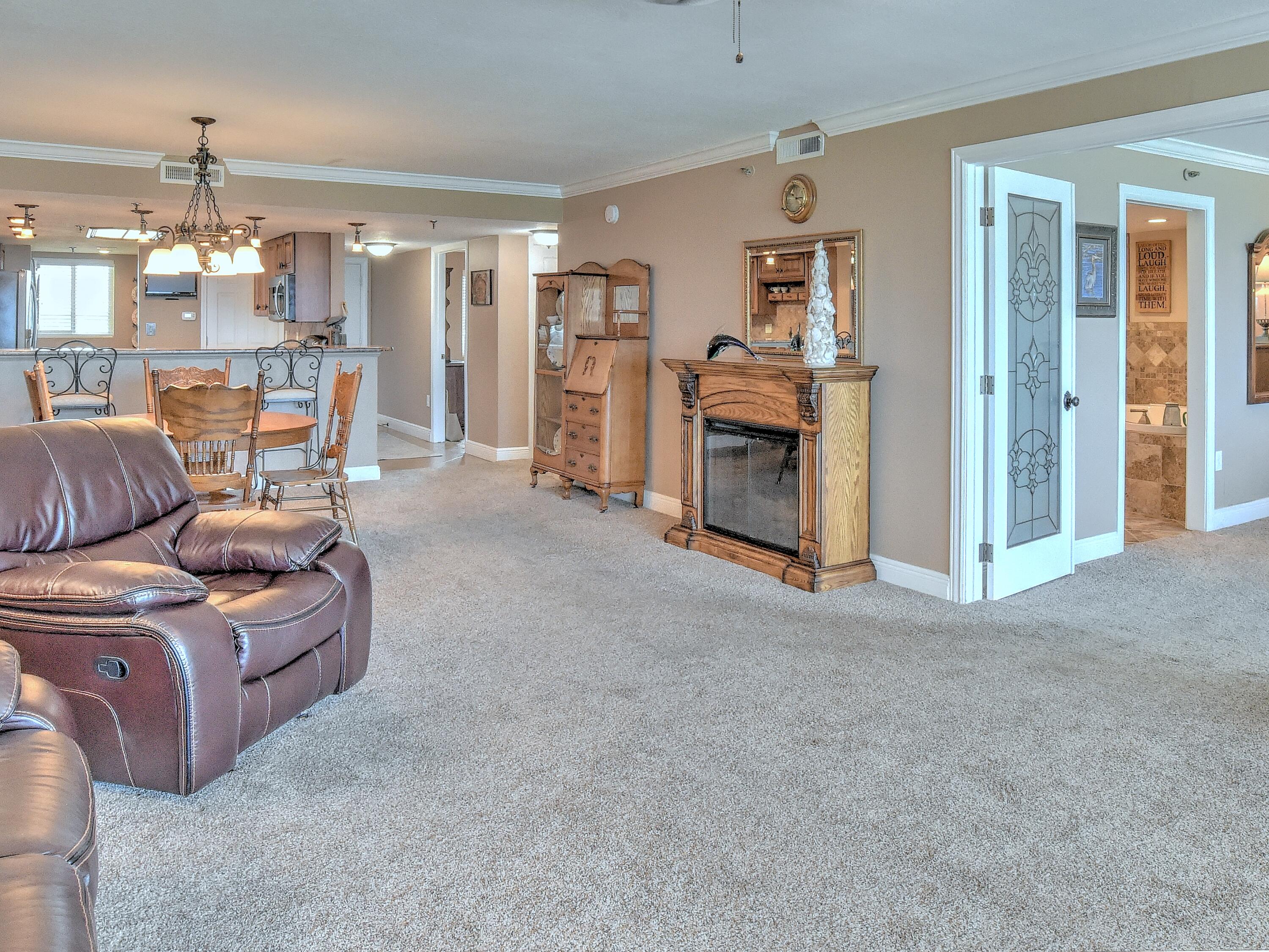 Surf Dweller Condomiiums - Residential