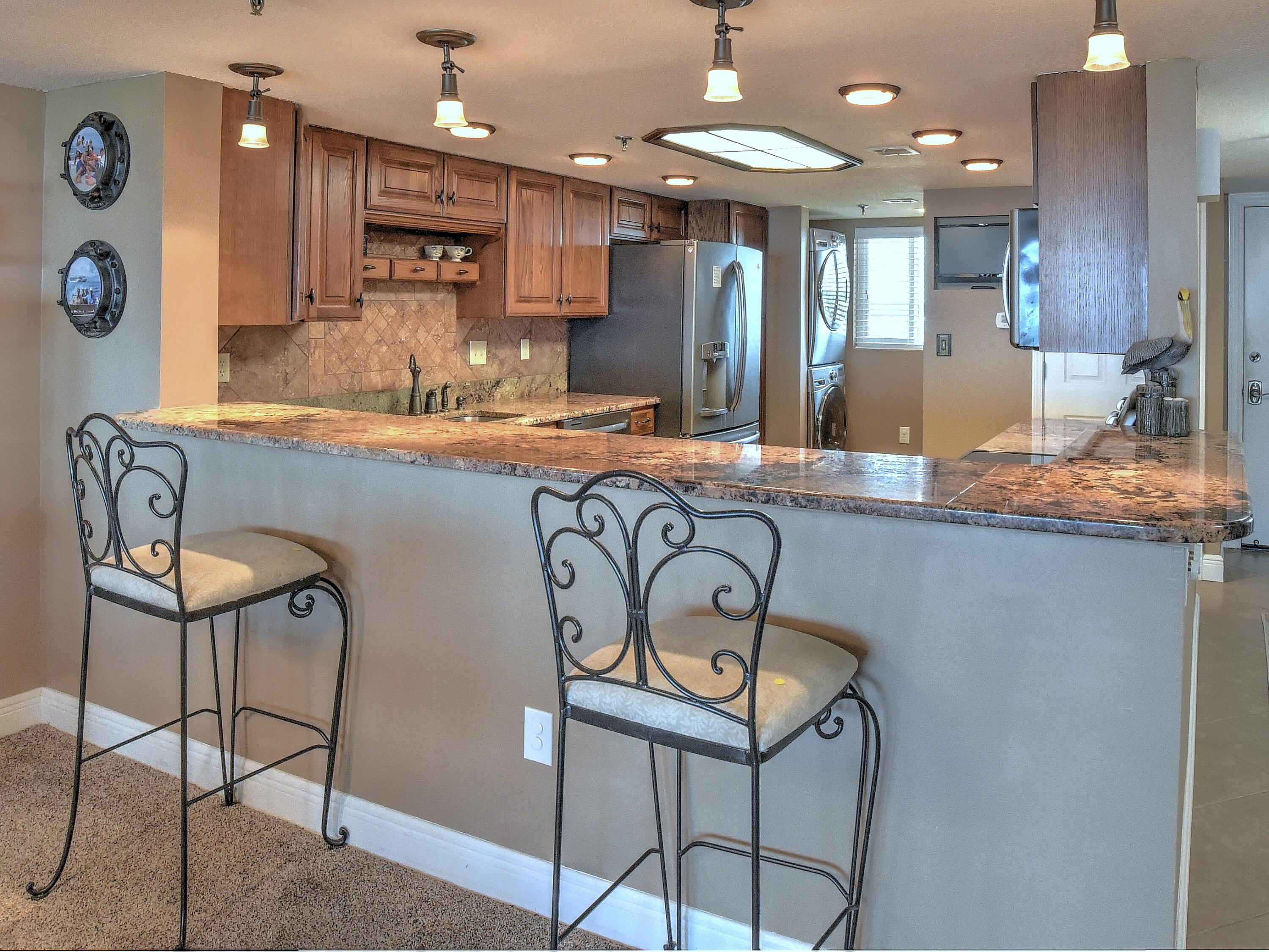 Surf Dweller Condomiiums - Residential