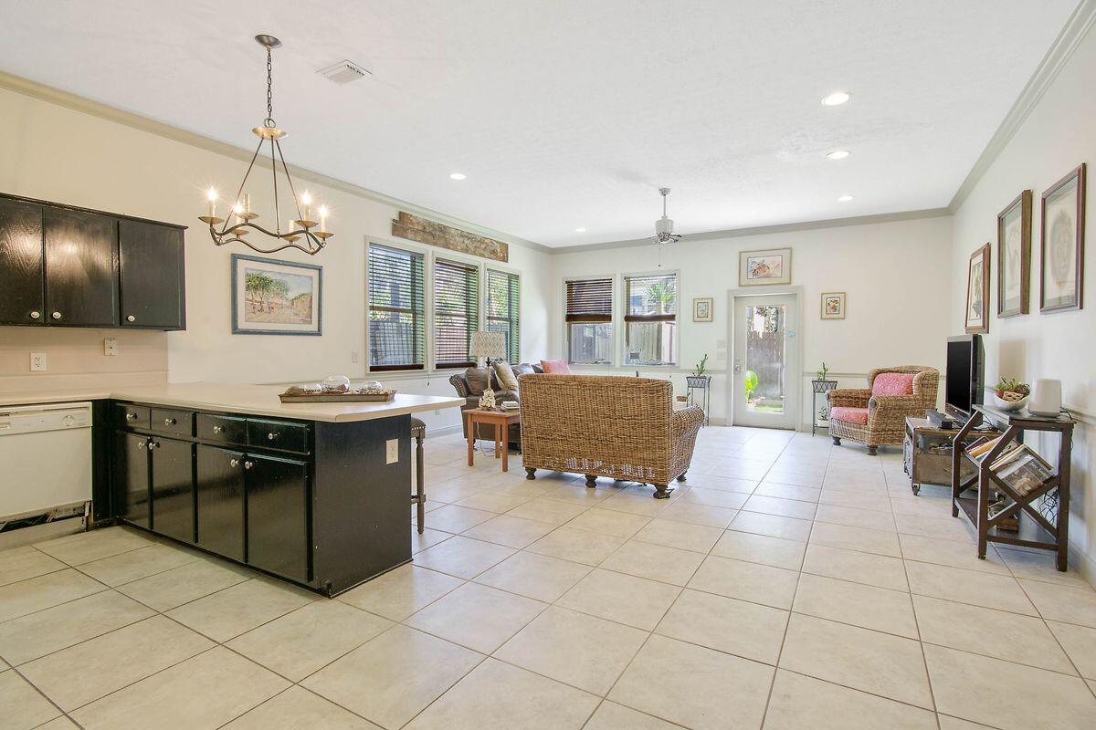 GULF LAKE BEACHES ESTATES - Residential