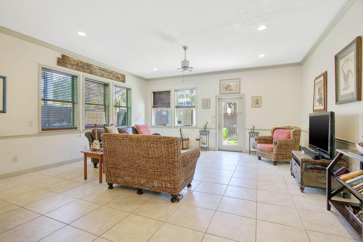 GULF LAKE BEACHES ESTATES - Residential