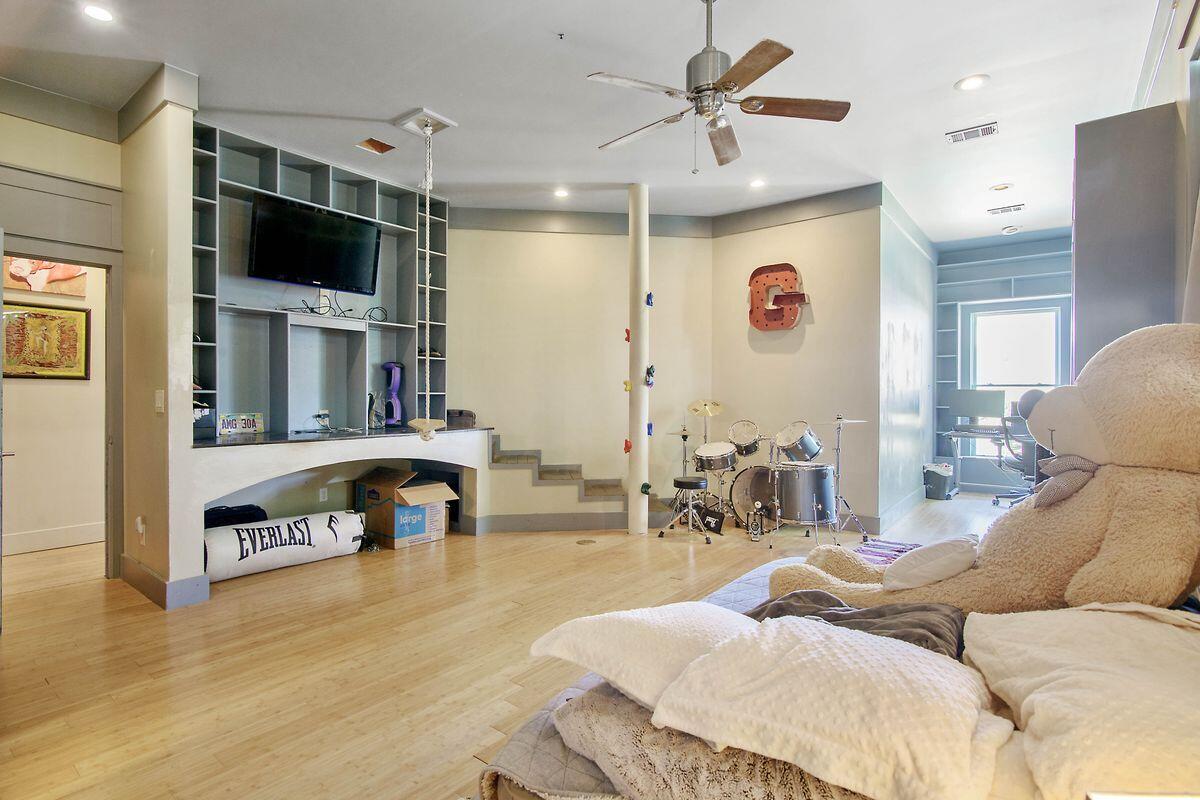 GULF LAKE BEACHES ESTATES - Residential