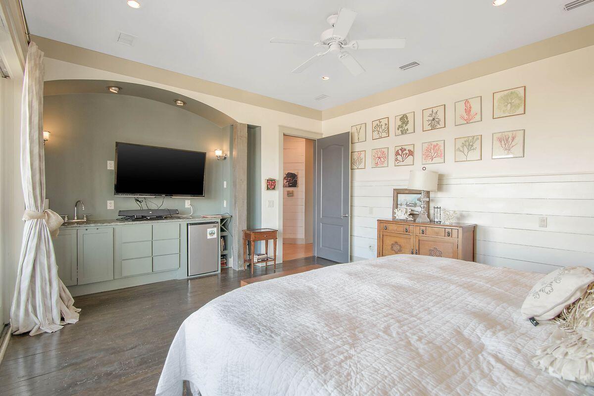 GULF LAKE BEACHES ESTATES - Residential