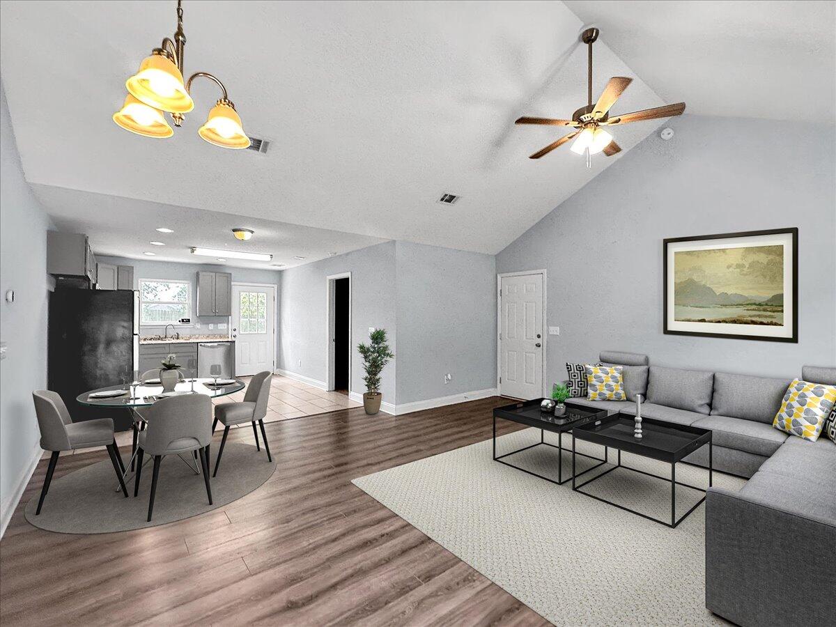 TRAILWOOD ESTATES - Residential