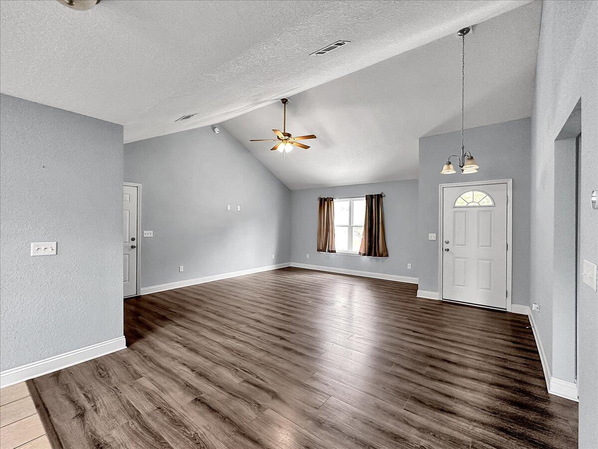 TRAILWOOD ESTATES - Residential