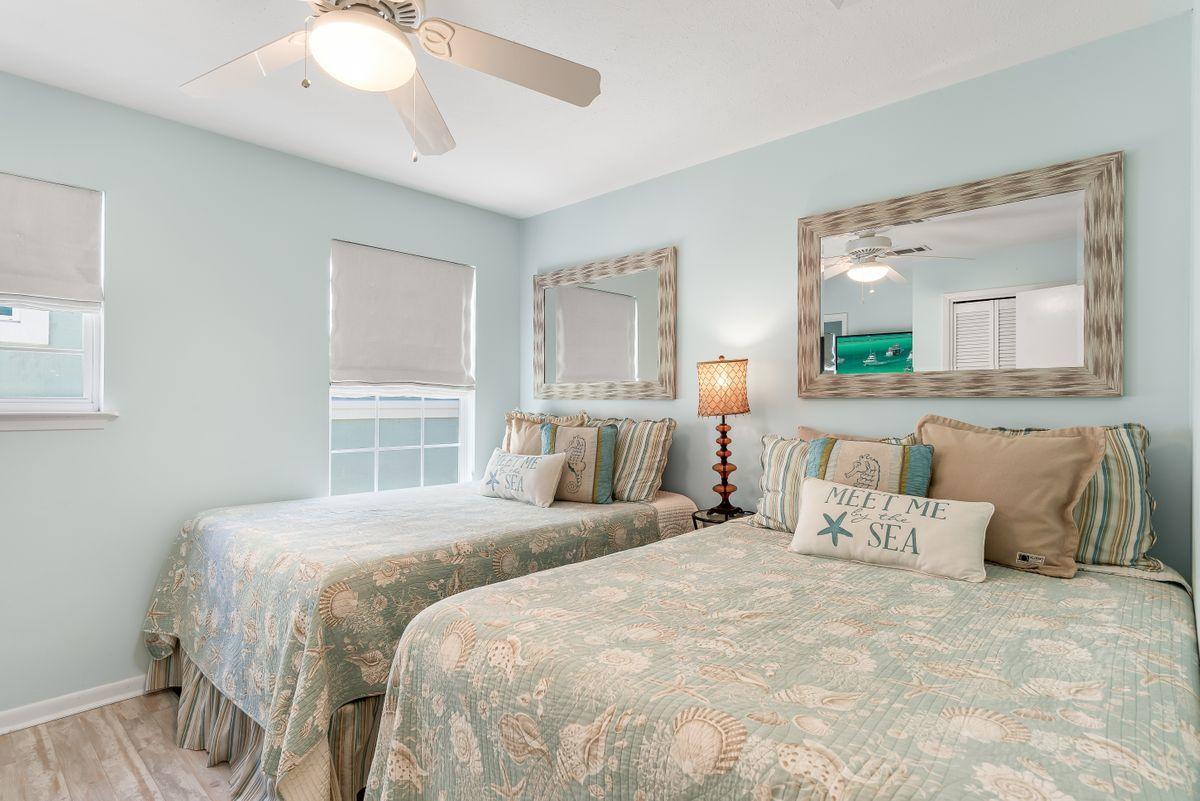 BLUE MOUNTAIN BEACH - Residential