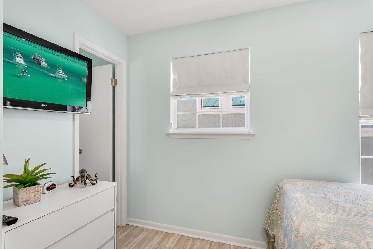 BLUE MOUNTAIN BEACH - Residential