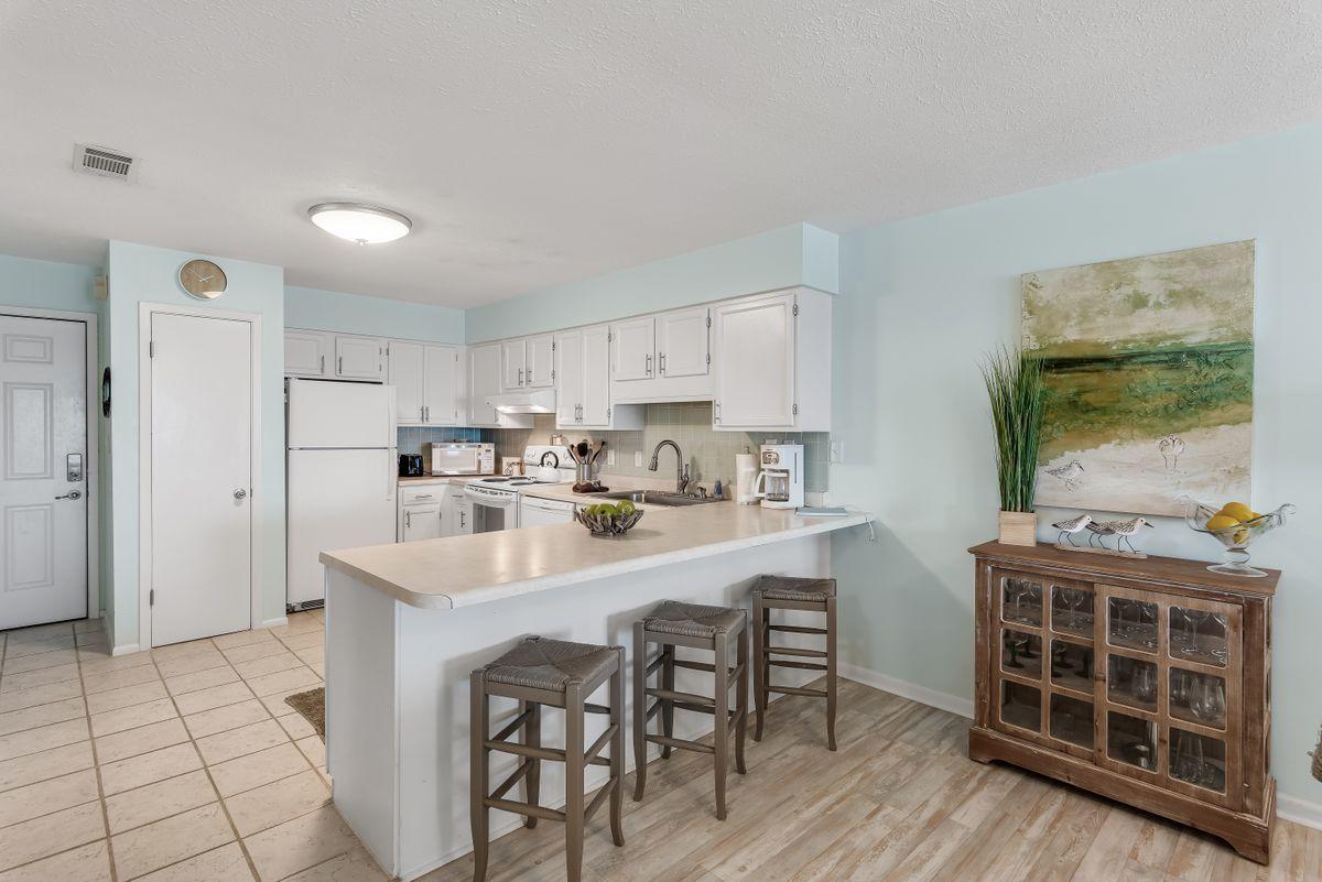 BLUE MOUNTAIN BEACH - Residential