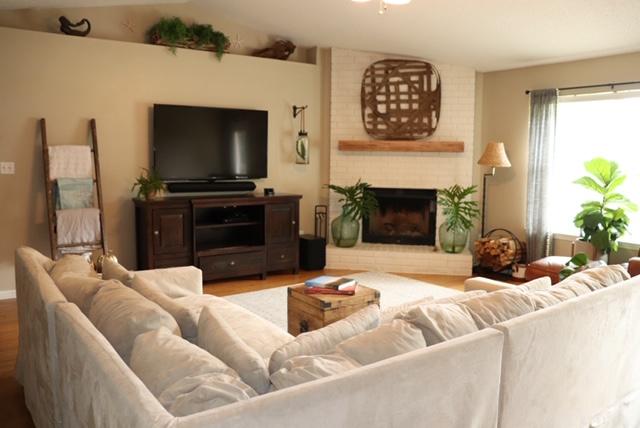 SPANISH TRACE ESTATES - Residential