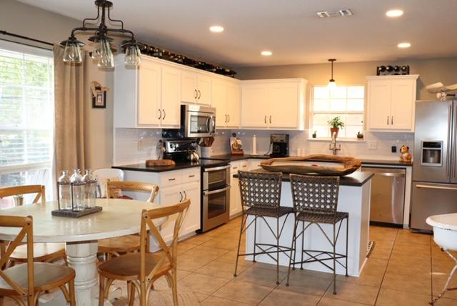 SPANISH TRACE ESTATES - Residential