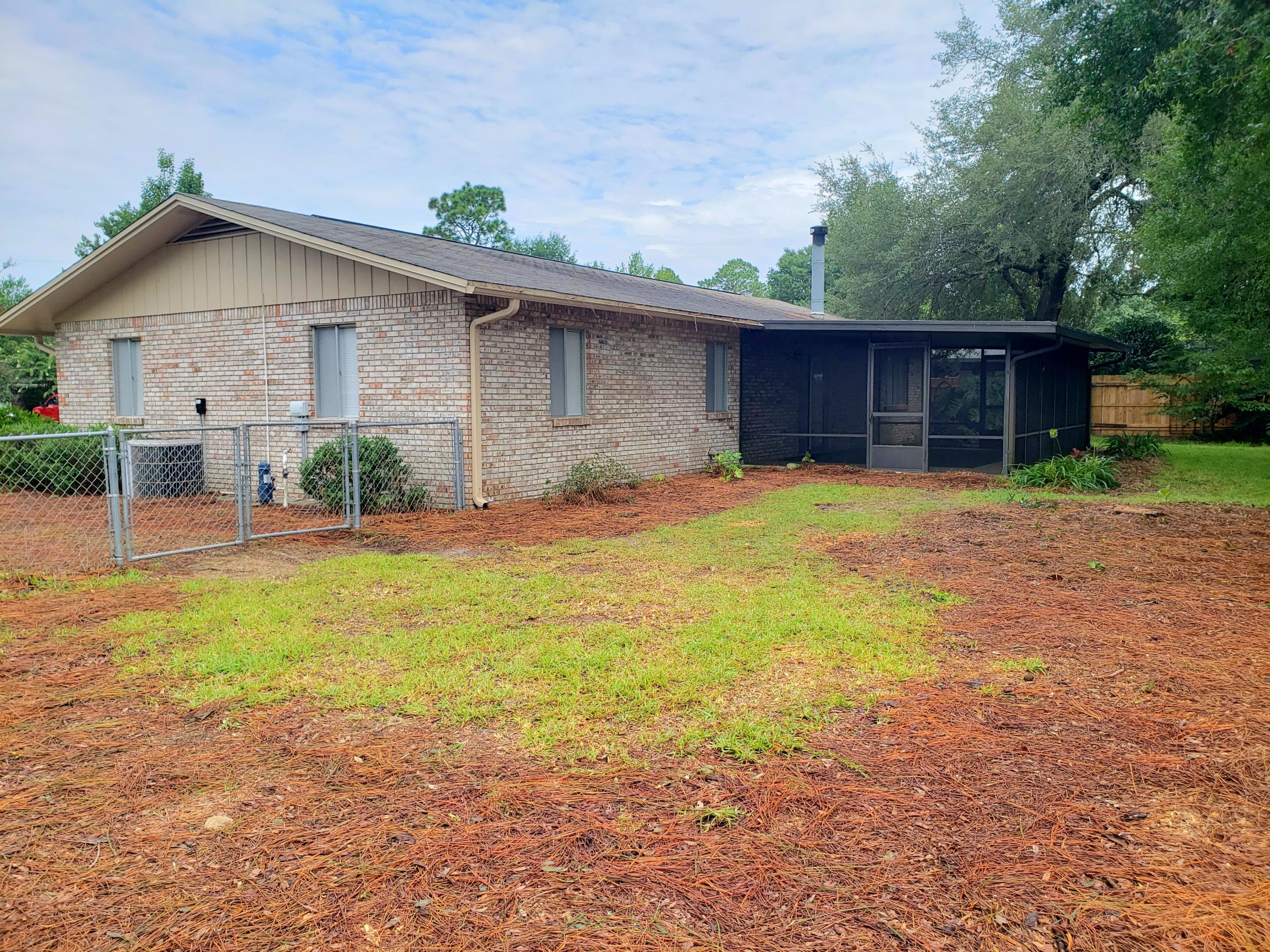 LONGWOOD S/D 4TH ADDN - Residential Lease