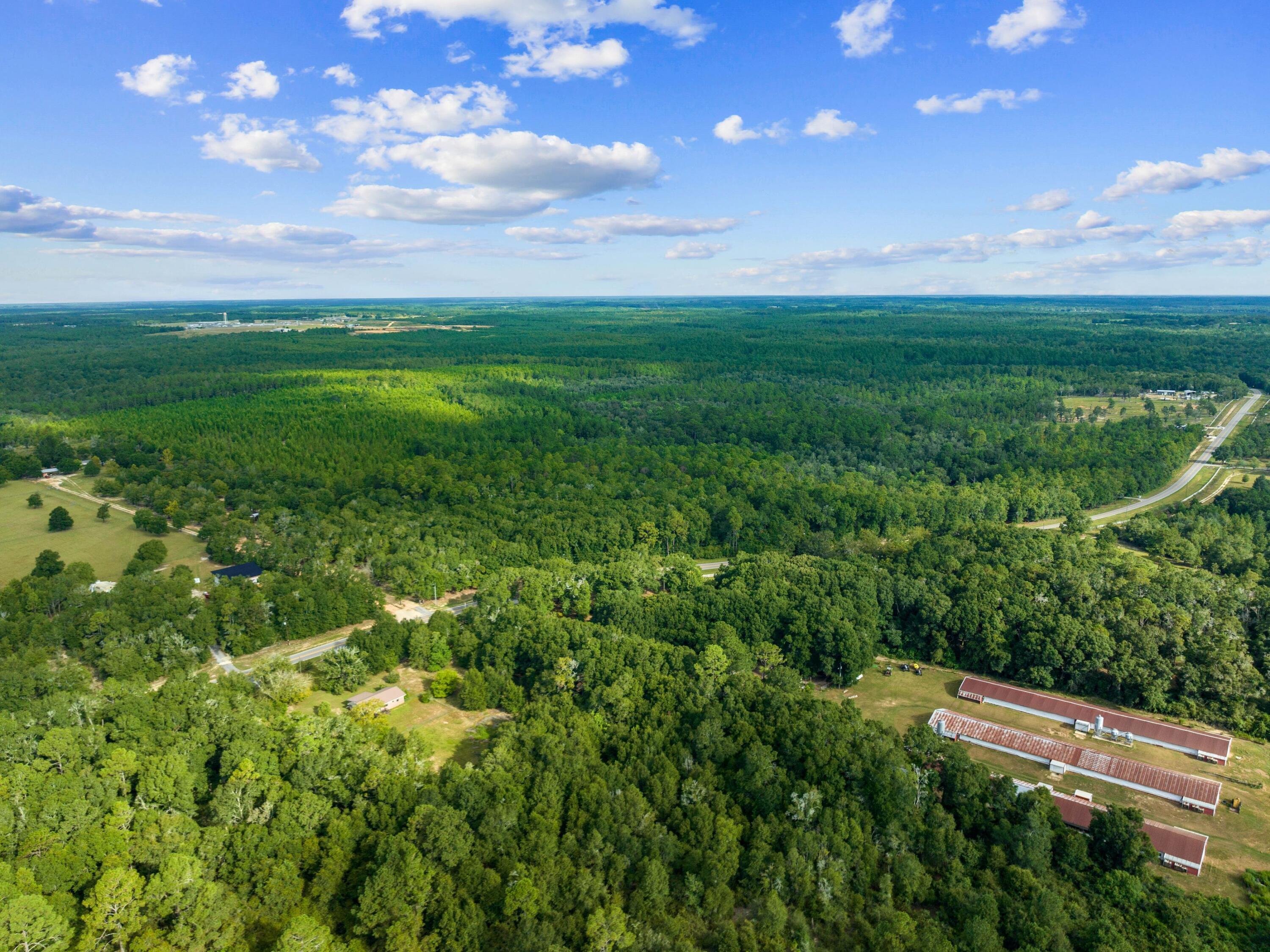 NO RECORDED SUBDIVISION - Land
