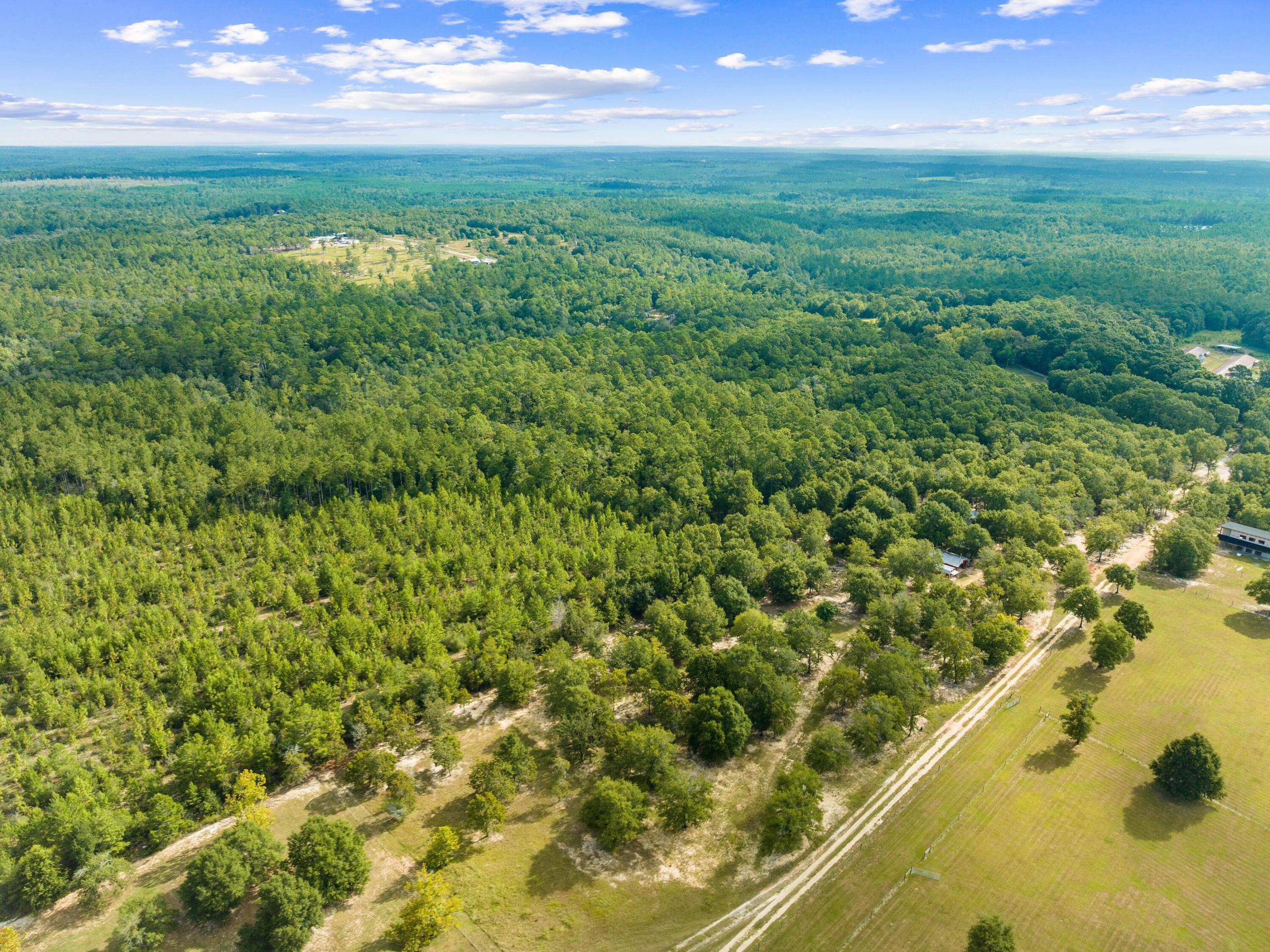 NO RECORDED SUBDIVISION - Land