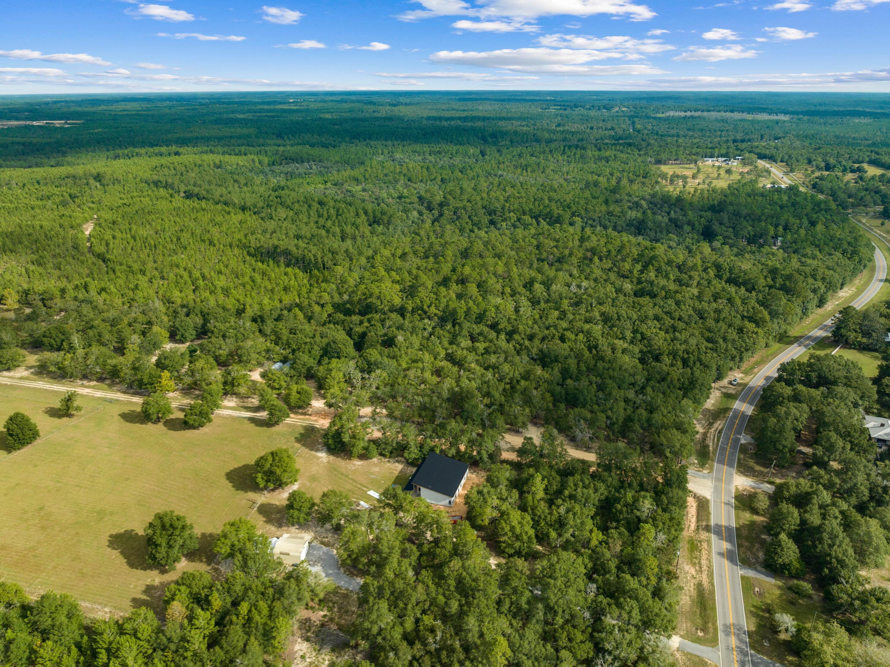 NO RECORDED SUBDIVISION - Land