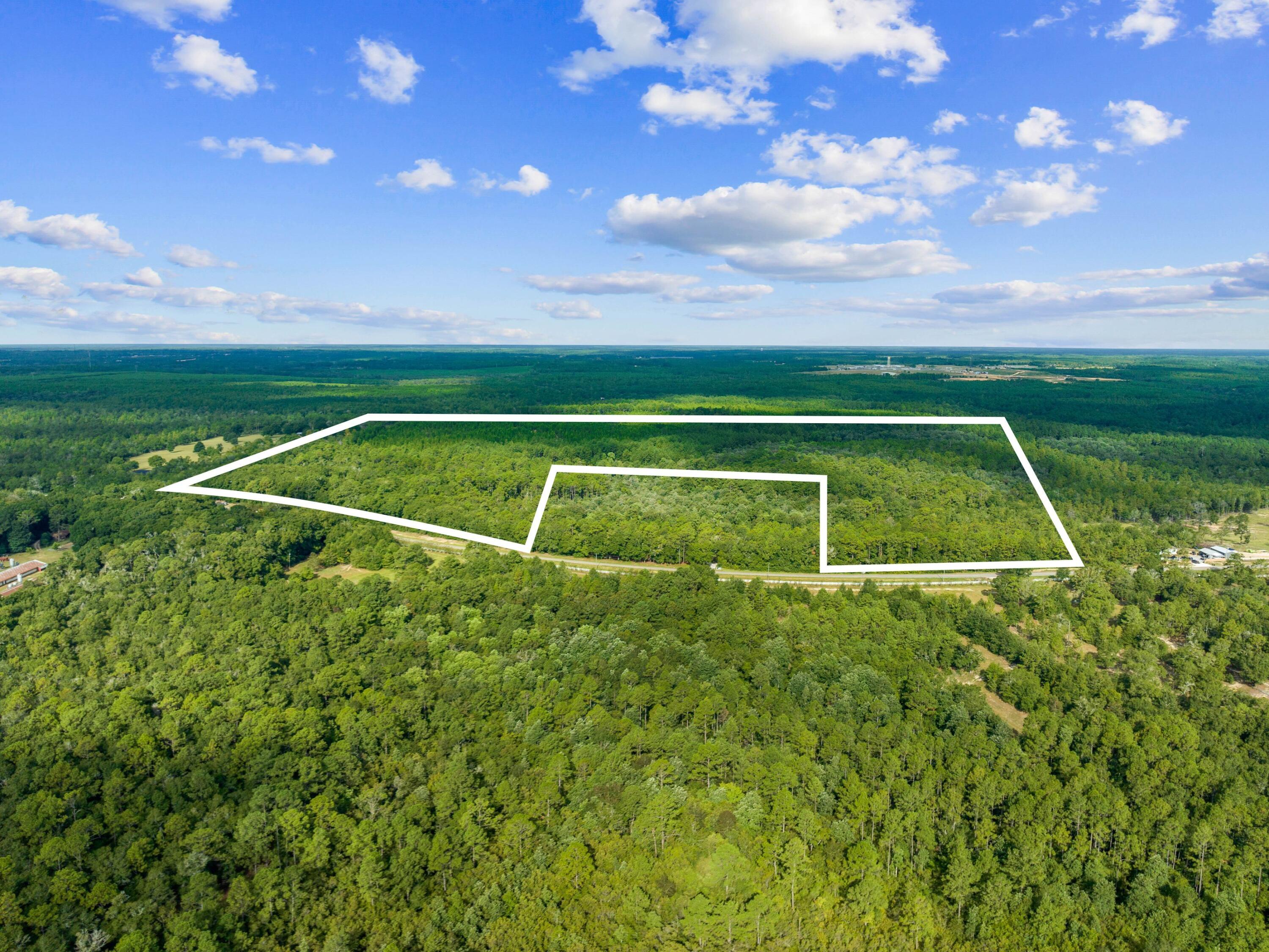 NO RECORDED SUBDIVISION - Land