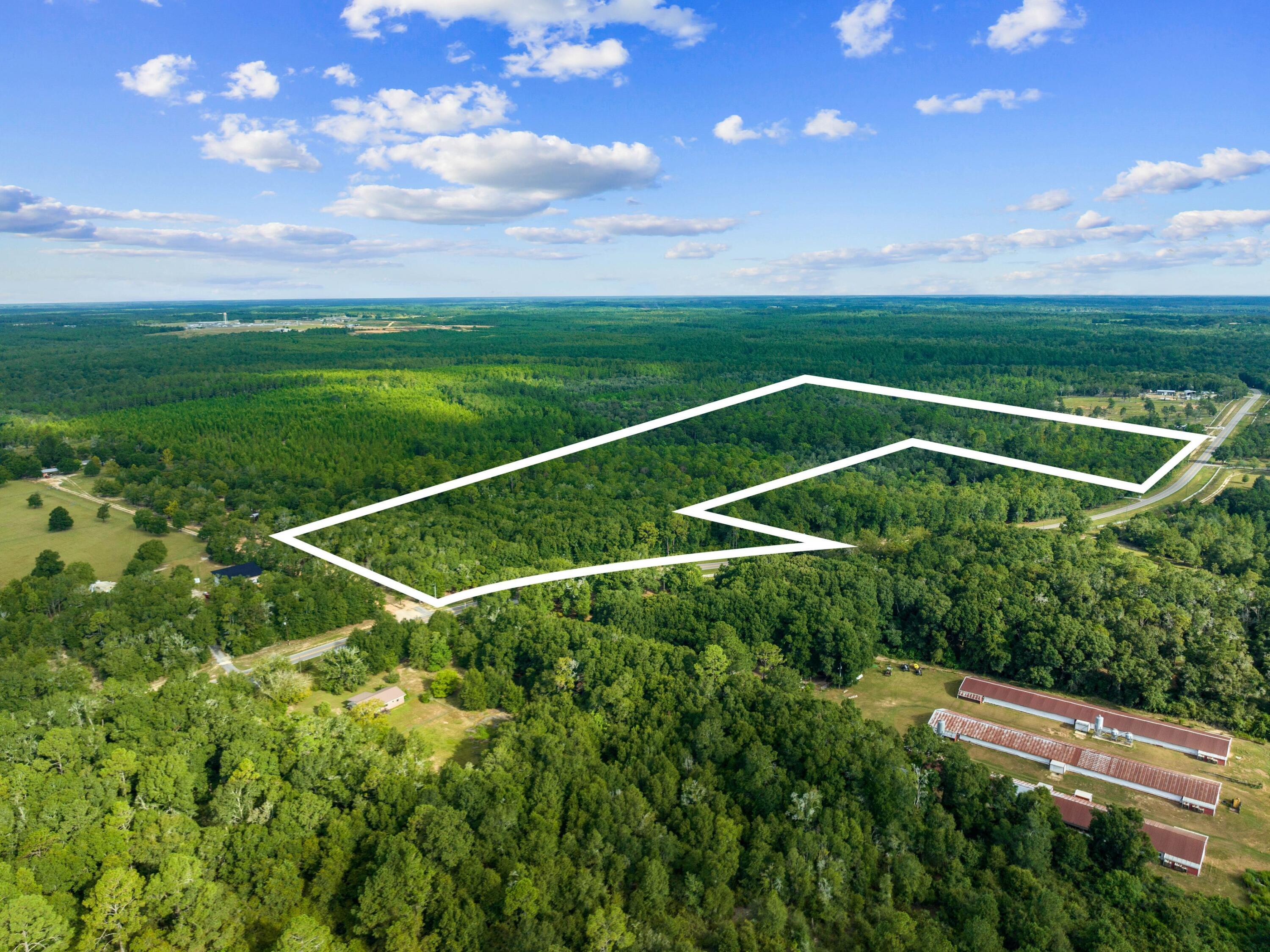 NO RECORDED SUBDIVISION - Land