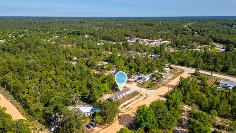 A home in DeFuniak Springs