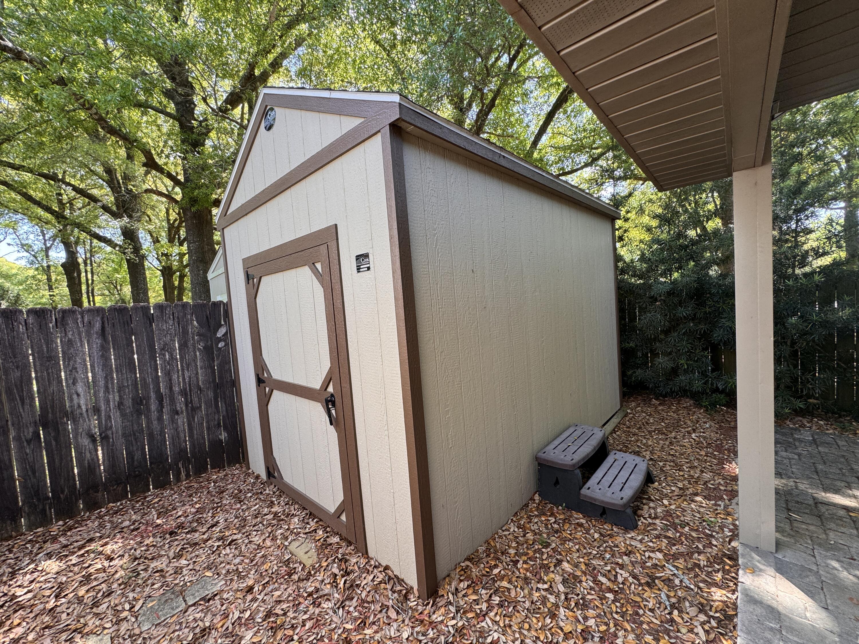 SAVANNAH OAKS - Residential Lease