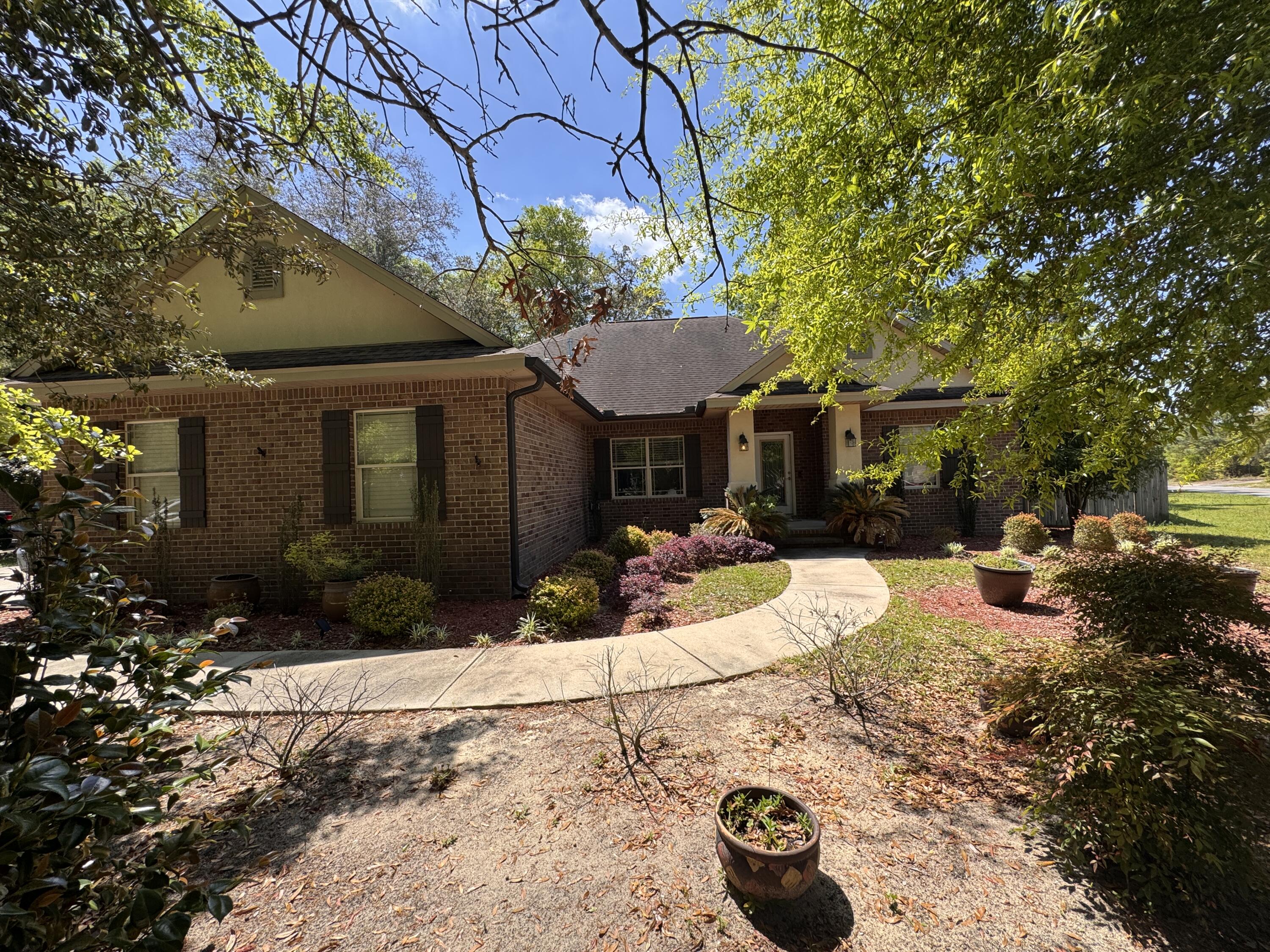 SAVANNAH OAKS - Residential Lease