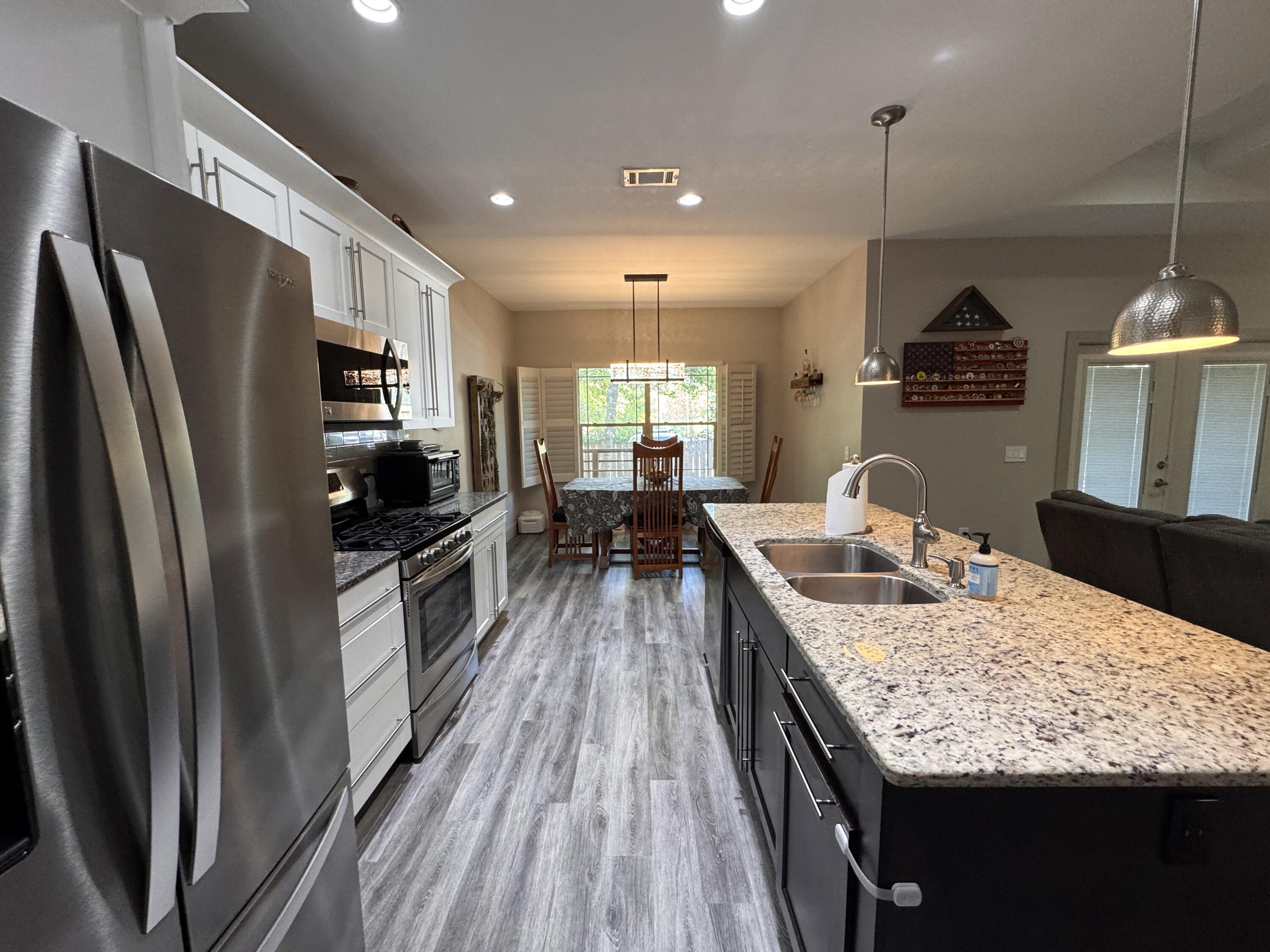 SAVANNAH OAKS - Residential Lease
