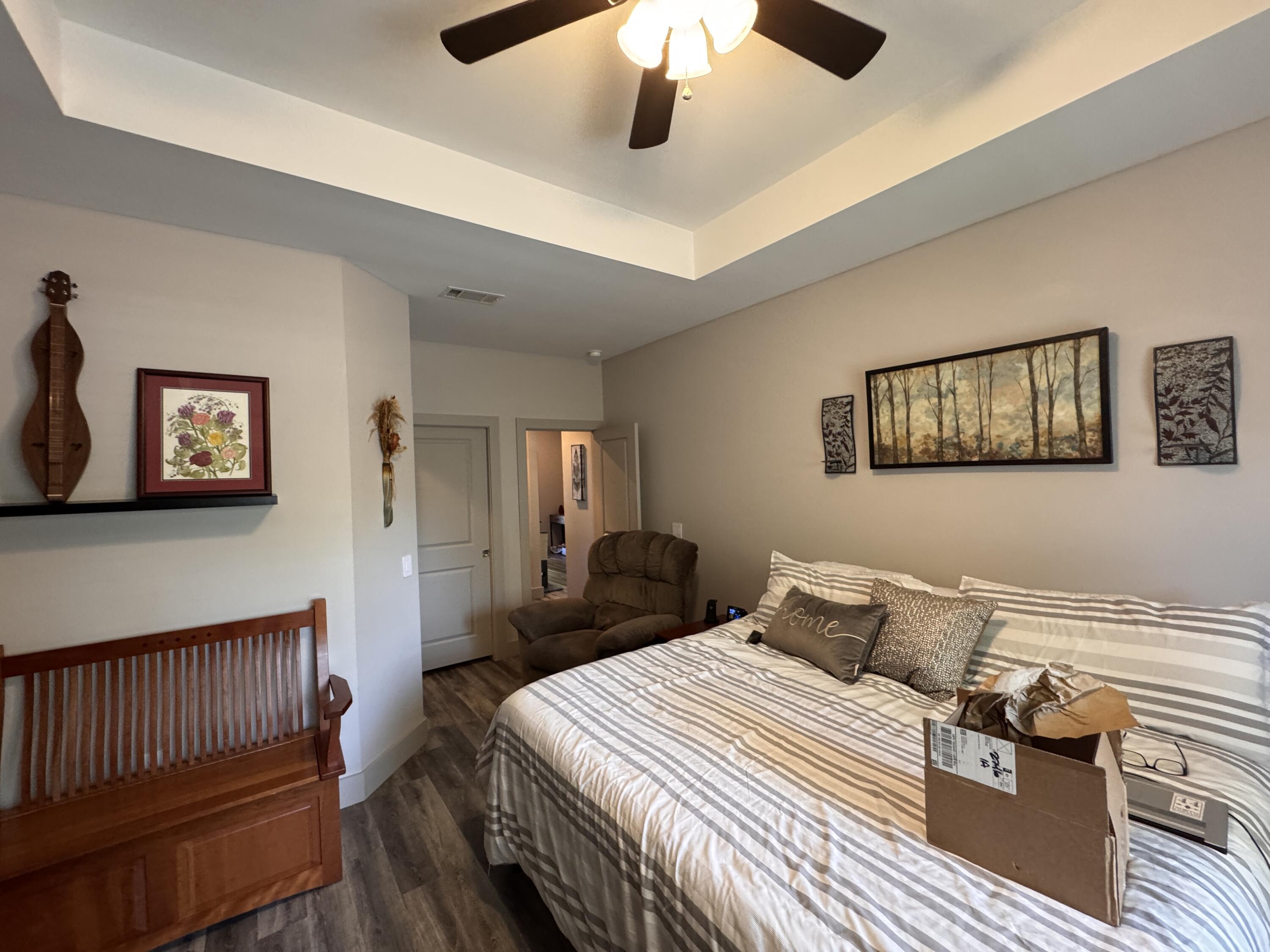 SAVANNAH OAKS - Residential Lease