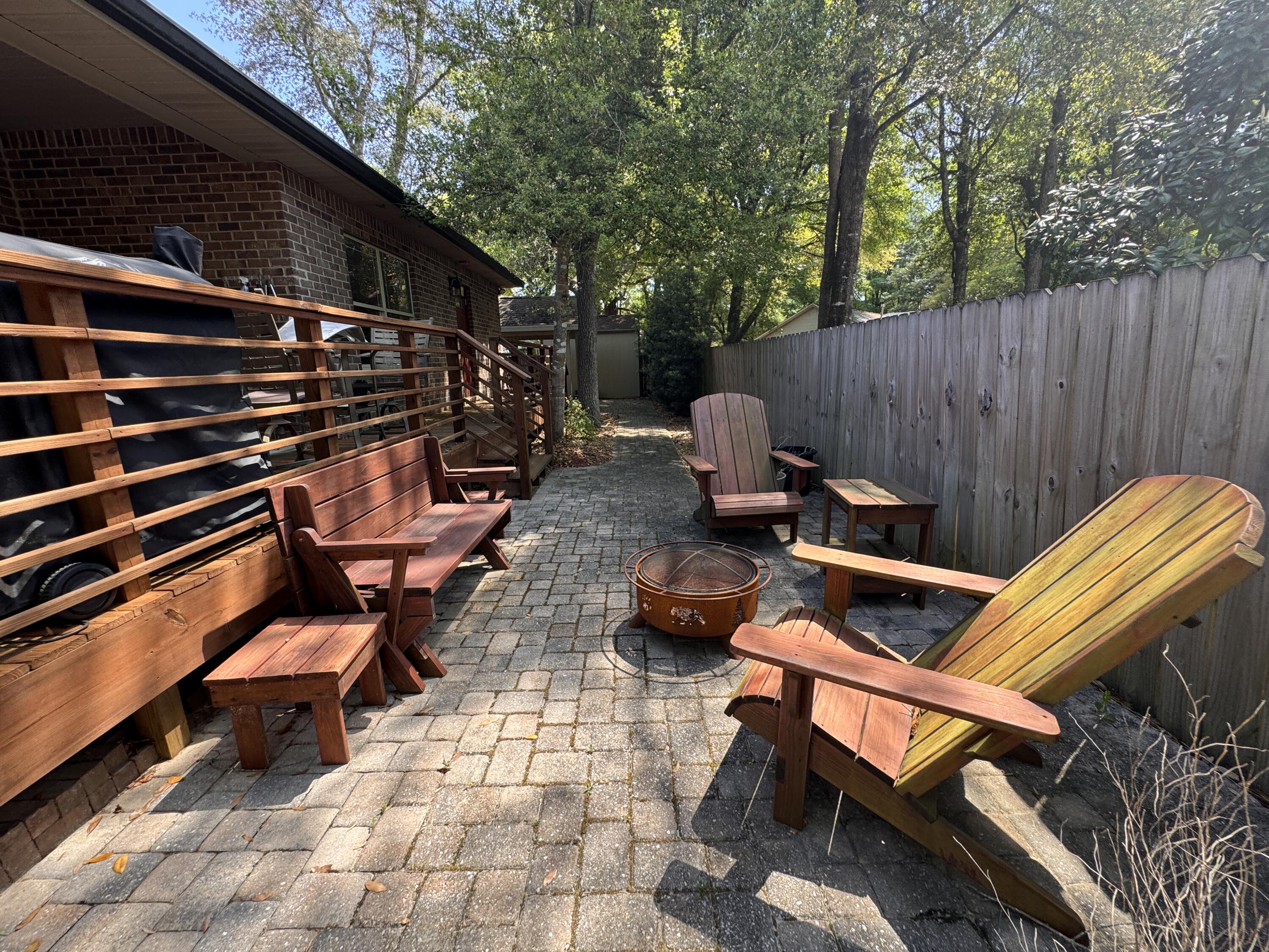 SAVANNAH OAKS - Residential Lease