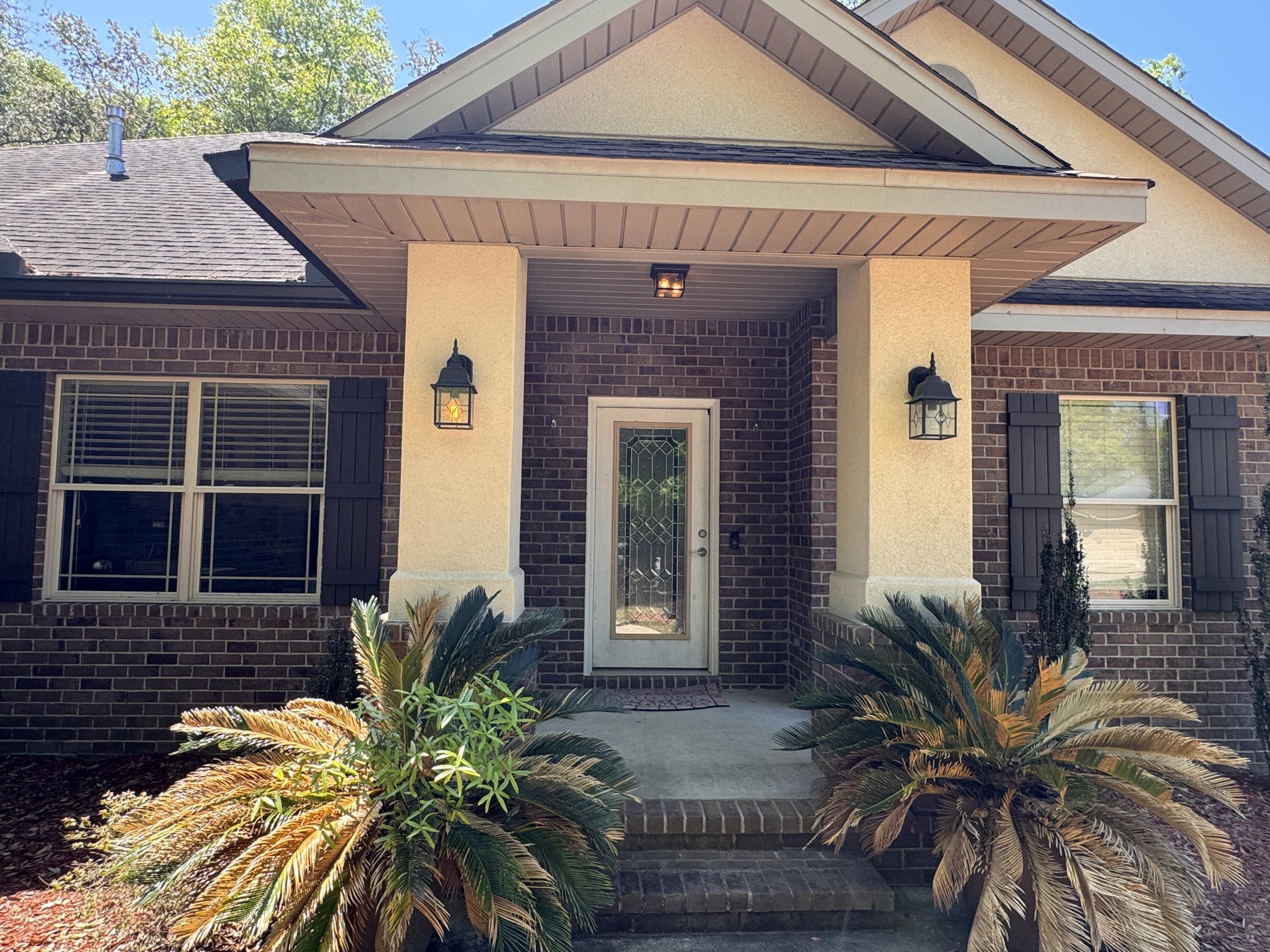 SAVANNAH OAKS - Residential Lease