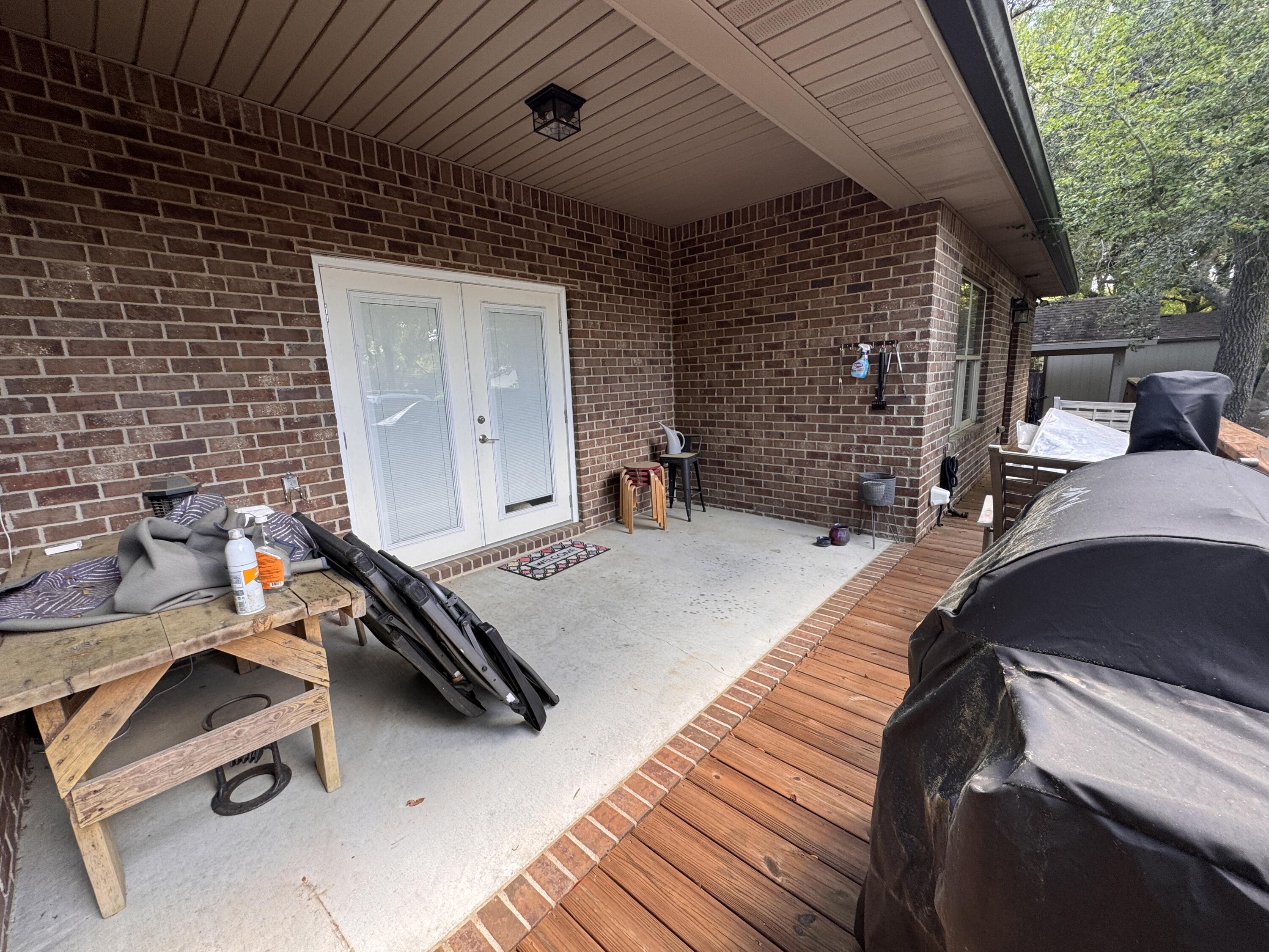 SAVANNAH OAKS - Residential Lease