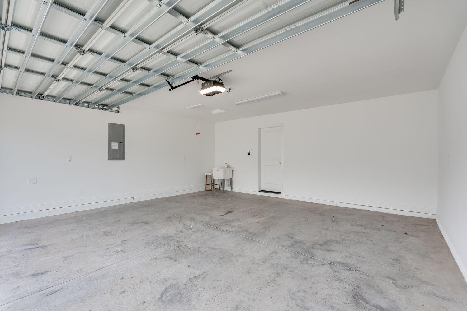 LATITUDE AT WATERSOUND - Residential Lease