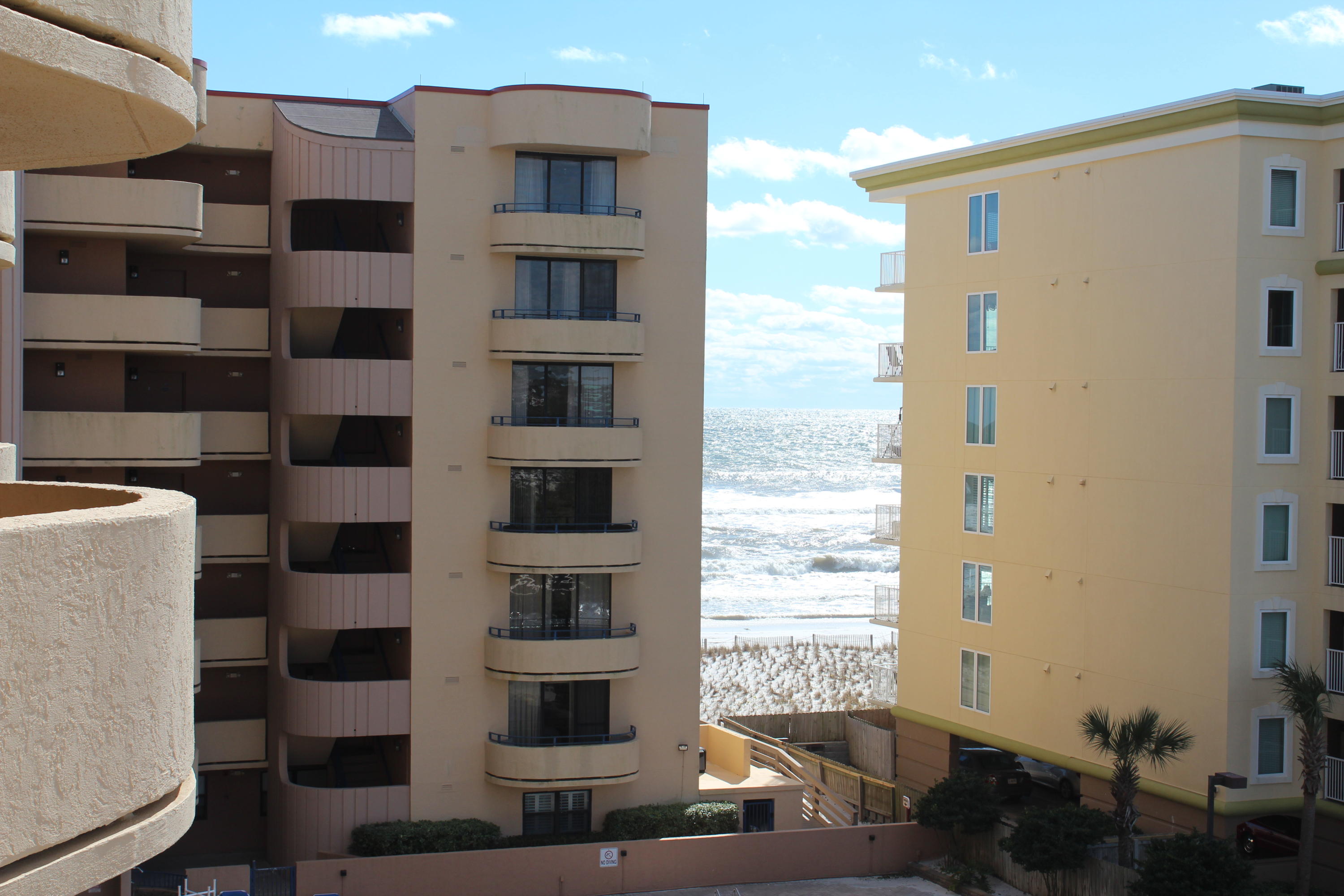 NAUTILUS CONDO - Residential