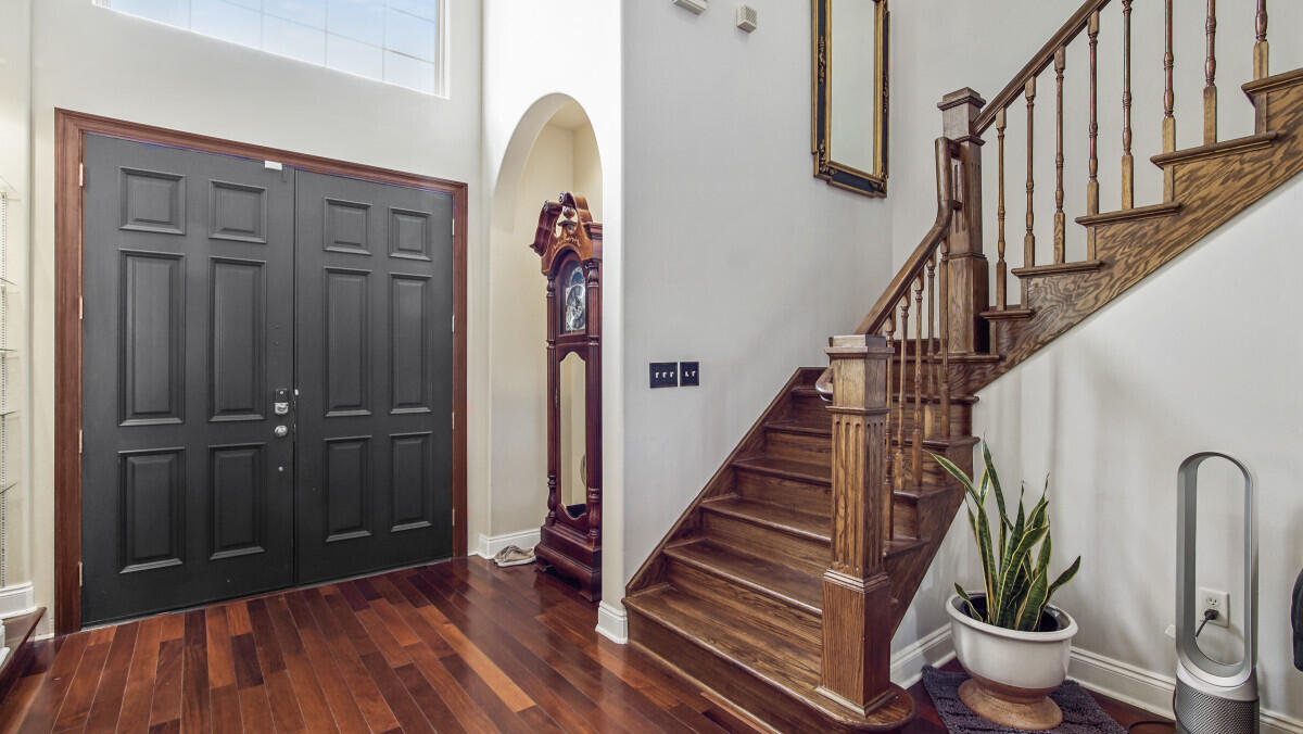 Emerald Lakes - Residential