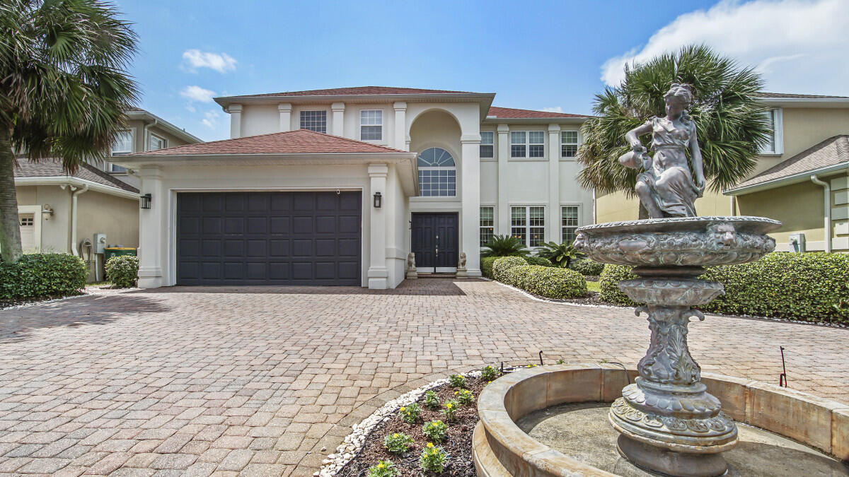 Emerald Lakes - Residential