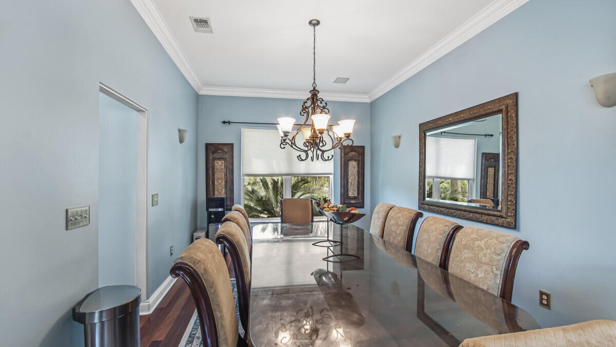 Emerald Lakes - Residential