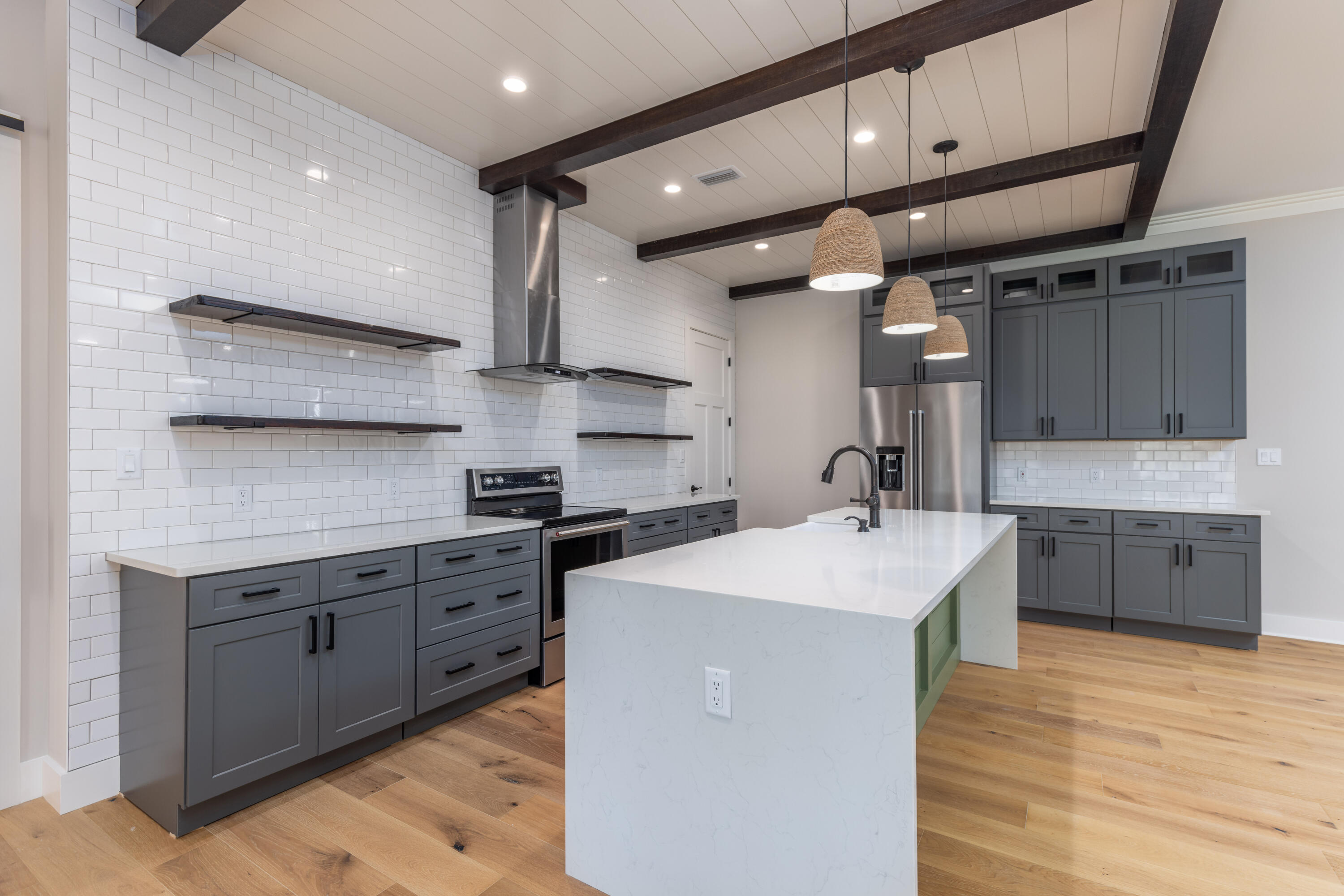 NO RECORDED SUBDIVISION - Residential