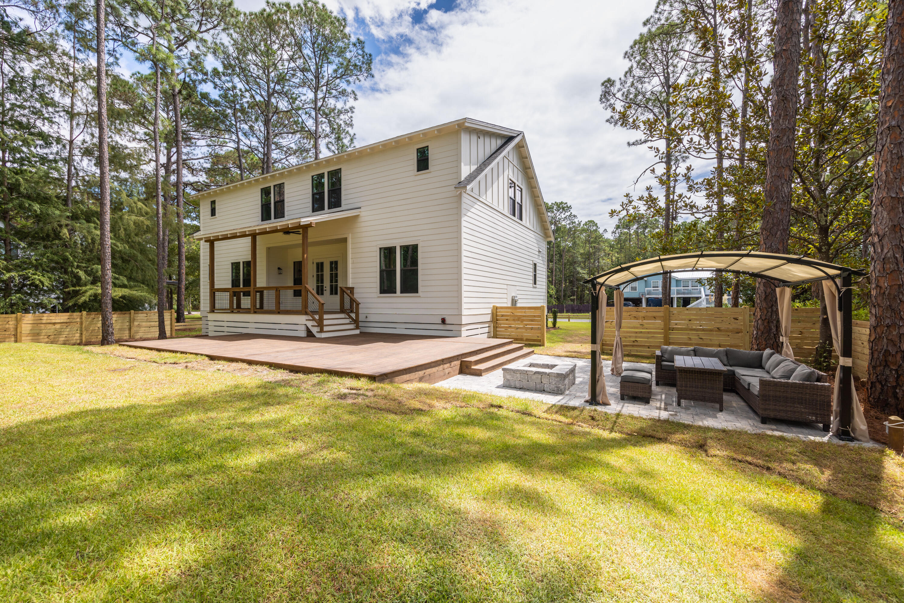 NO RECORDED SUBDIVISION - Residential