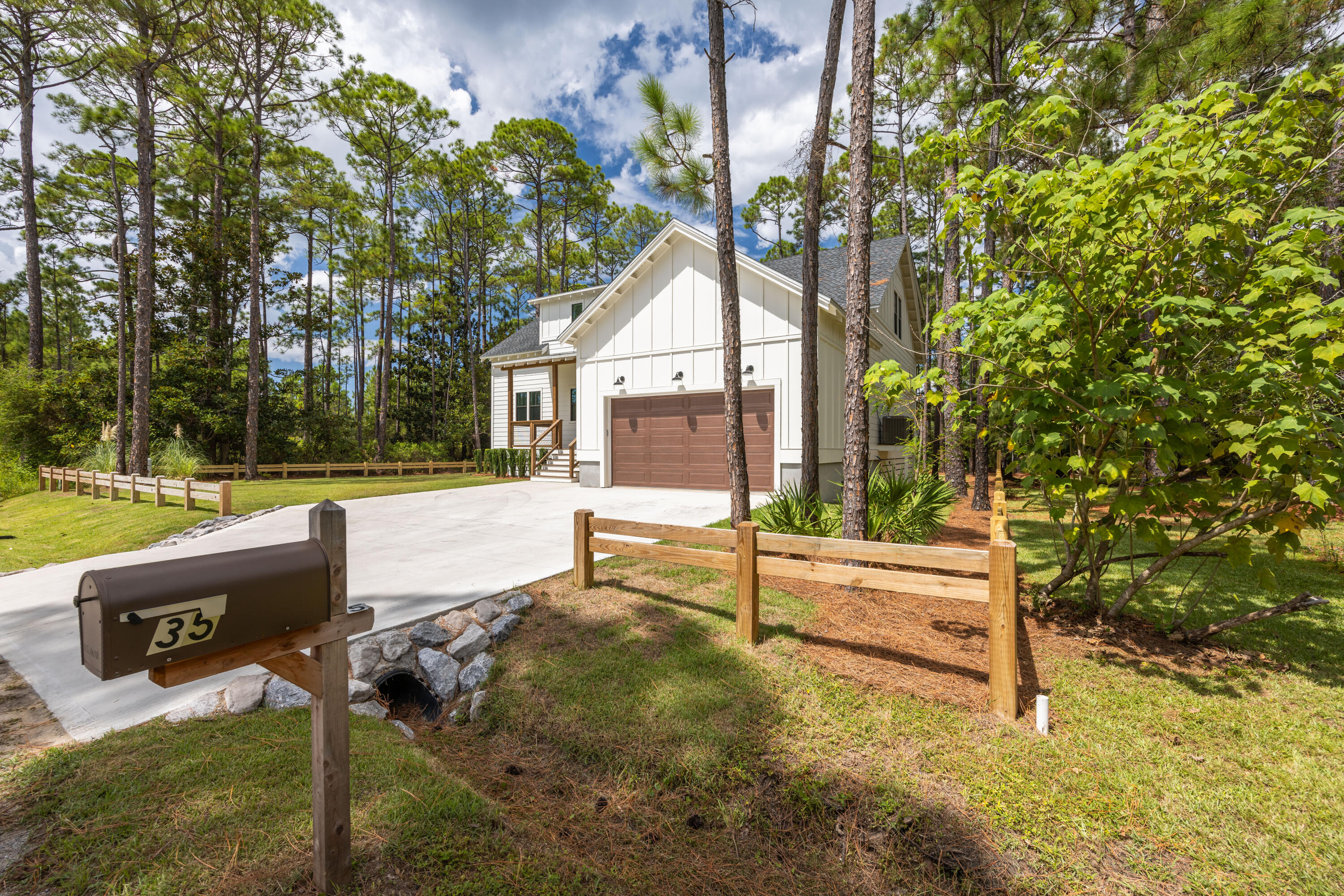 NO RECORDED SUBDIVISION - Residential