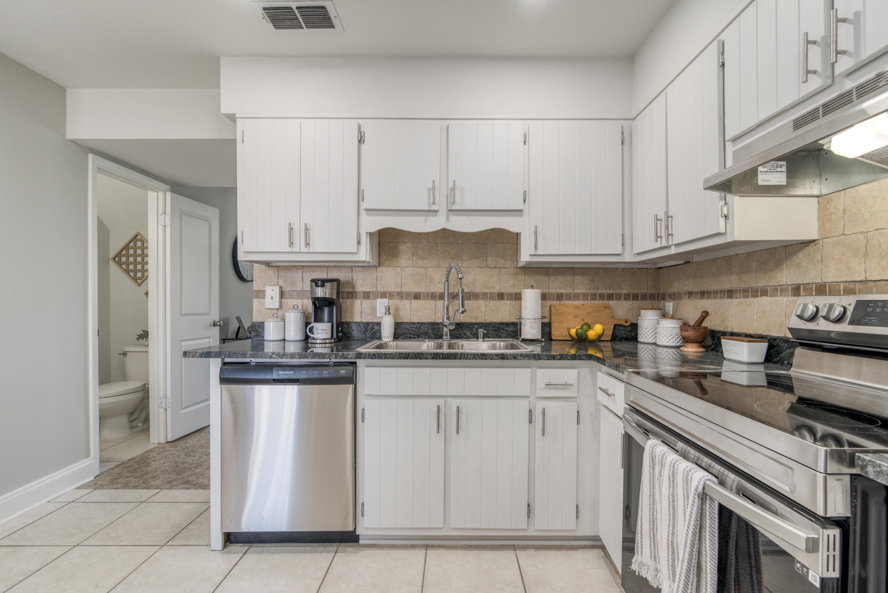 BROWNSVILLE STATION 3 - Residential