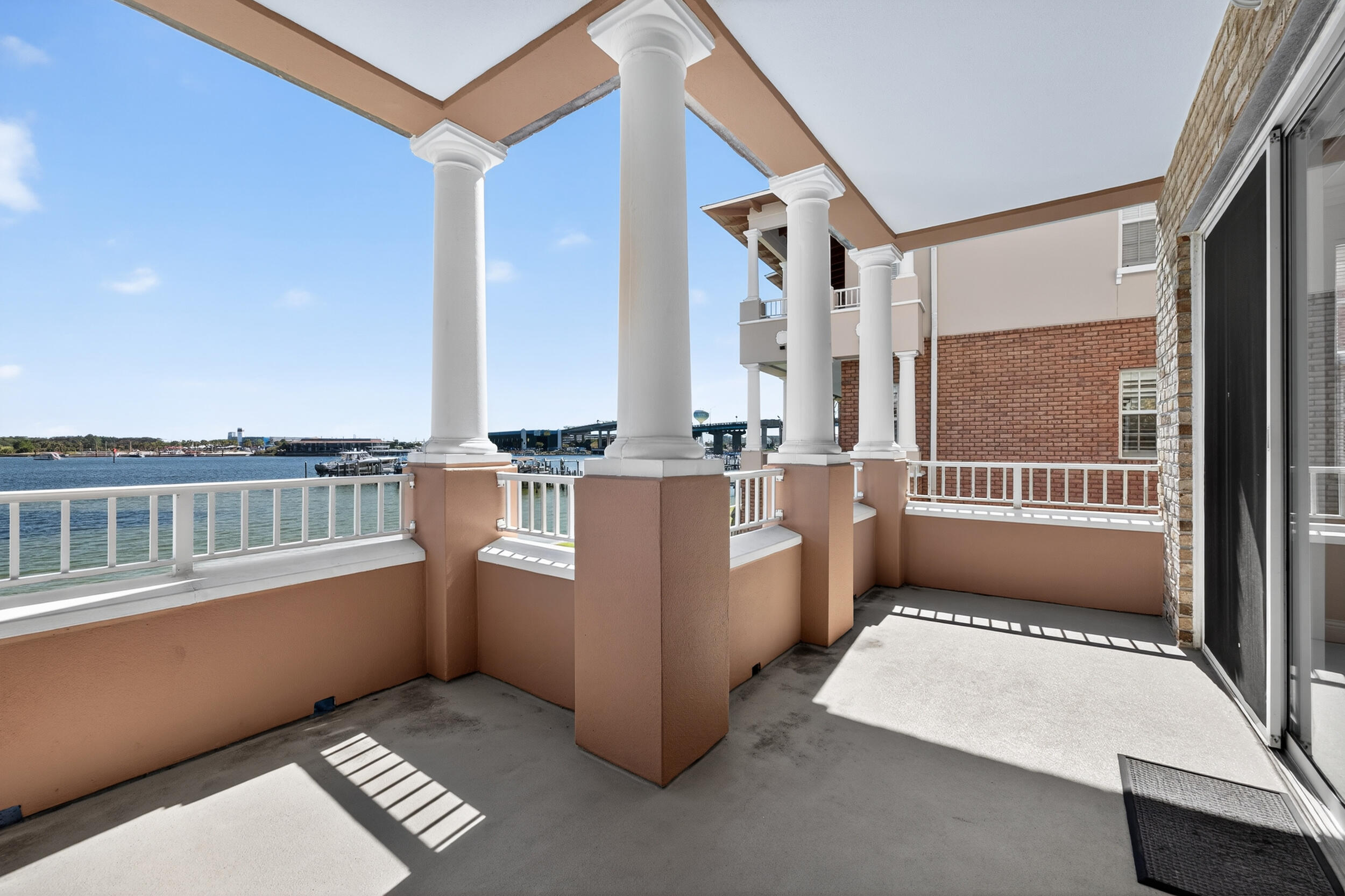 VILLA DI MARE - Residential